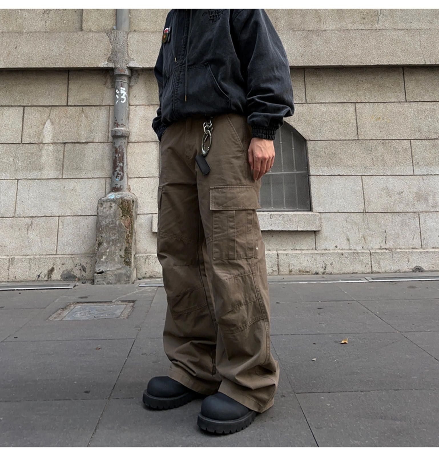 Vintage Stylish Brown Cargo Pants with Pockets Size US 32 / EU 48 - 3 Thumbnail