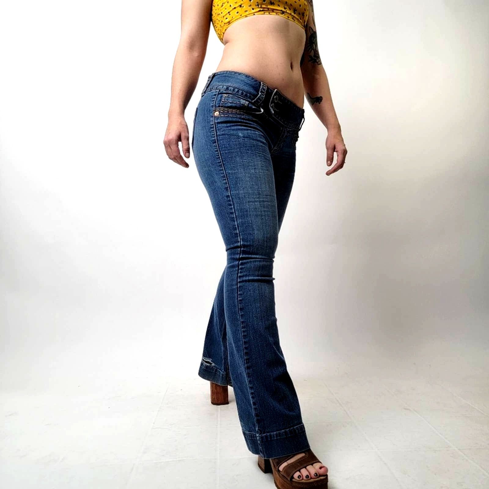Vintage Vtg y2k Fragile Distressed Low Rise Flared Bell Blue Jeans Size 30" / US 8 / IT 44 - 5 Thumbnail