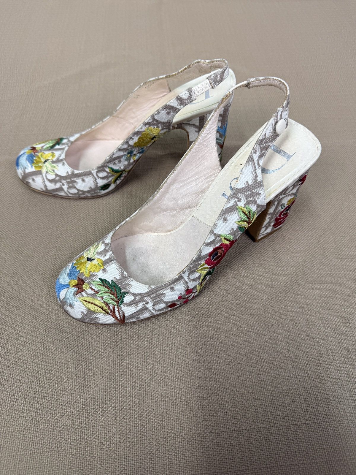 Dior Christian Dior Vintage Floral Logo High Heeled Shoes Size US 5.5 / IT 35.5 - 7 Thumbnail
