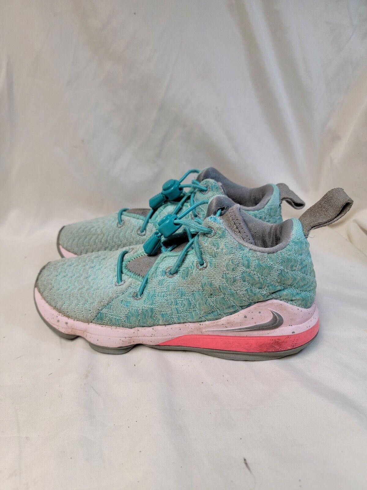 Nike Nike Lebron Youth Blue South Beach Size 1y BQ5595-444 Size US 4 / IT 34 - 1 Thumbnail