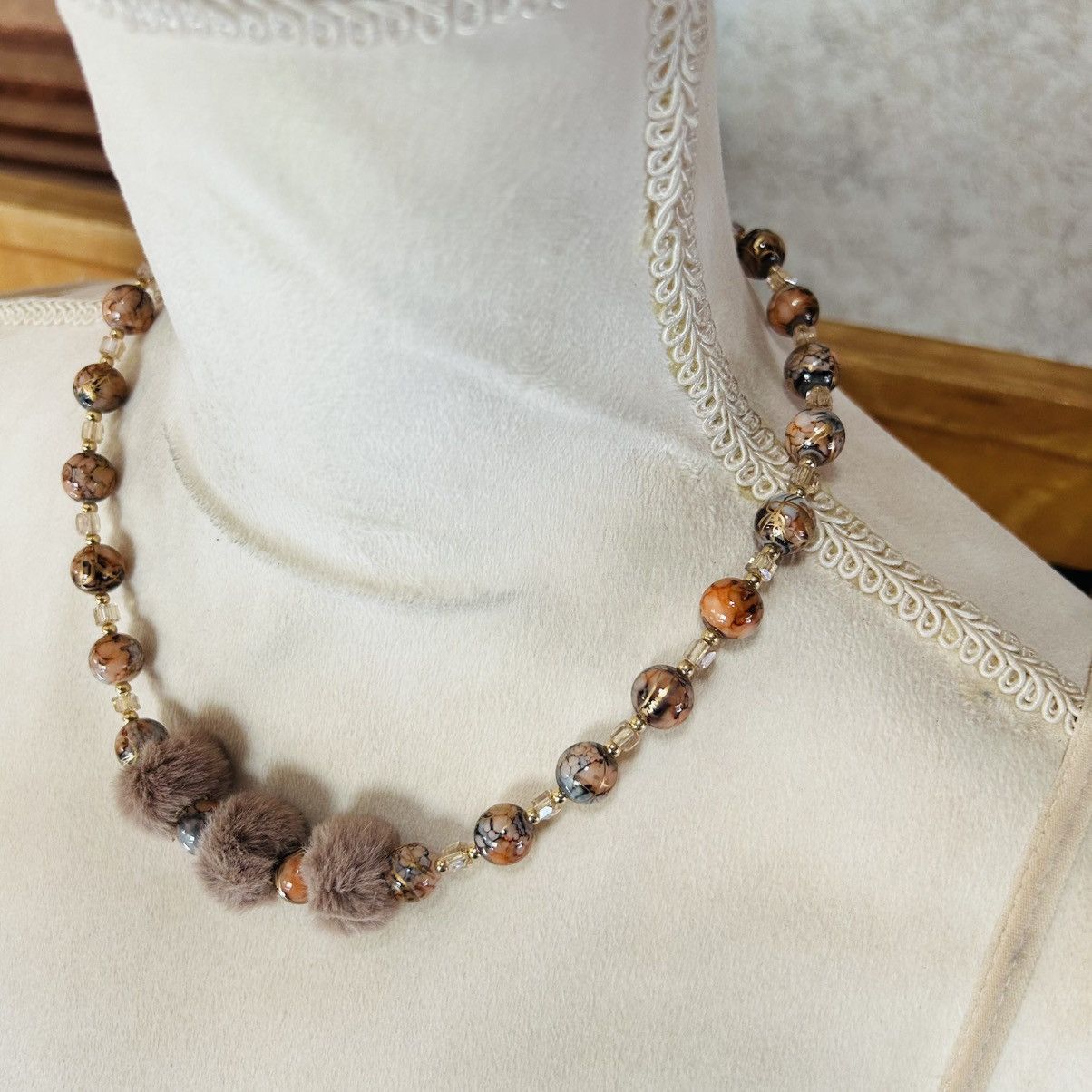 Handmade Handcrafted brown tone faux fur art glass bead necklace Size ONE SIZE - 3 Thumbnail