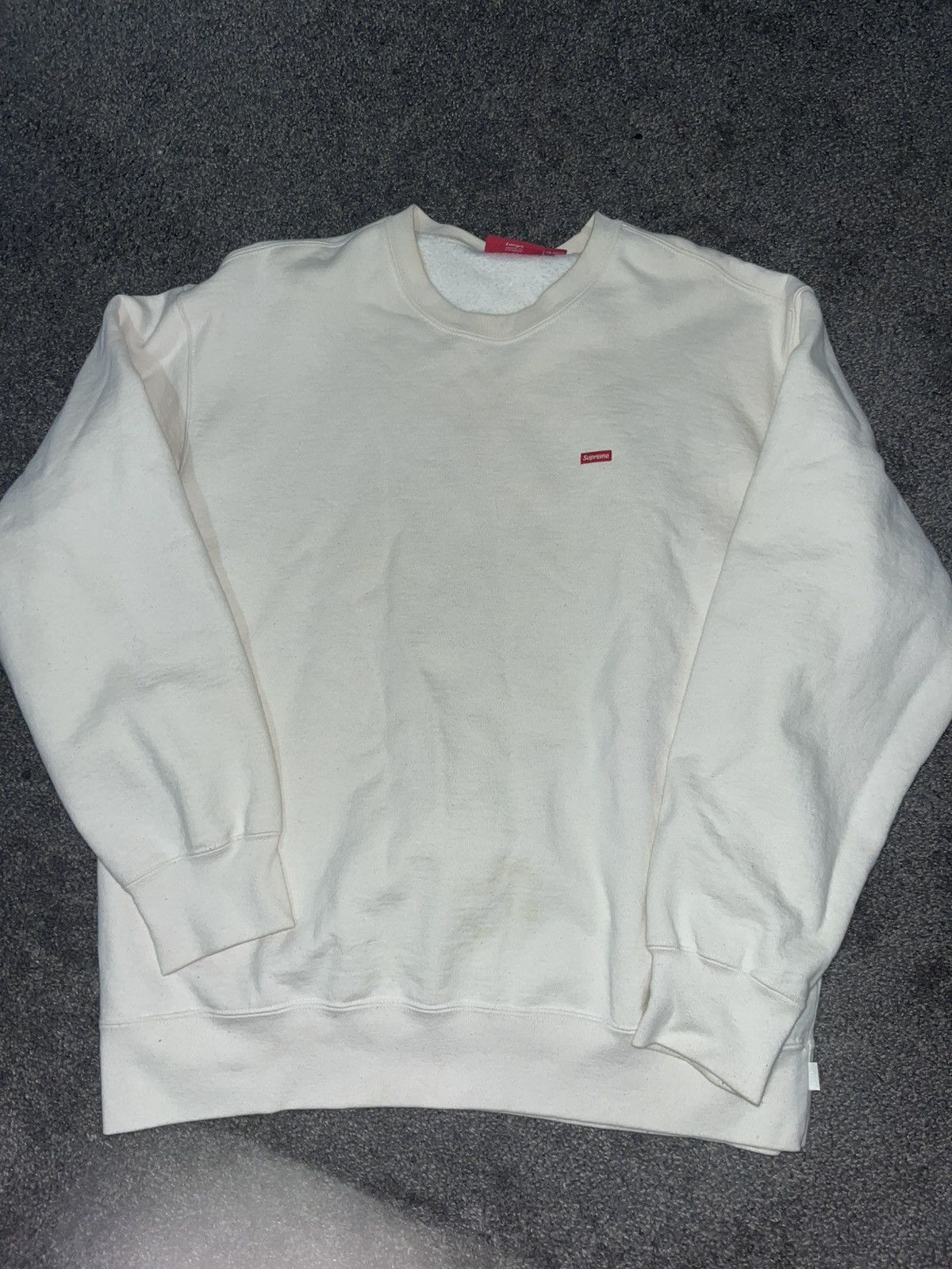 Supreme】Small Box Crewneck Tan L Supreme Los Angeles Shop