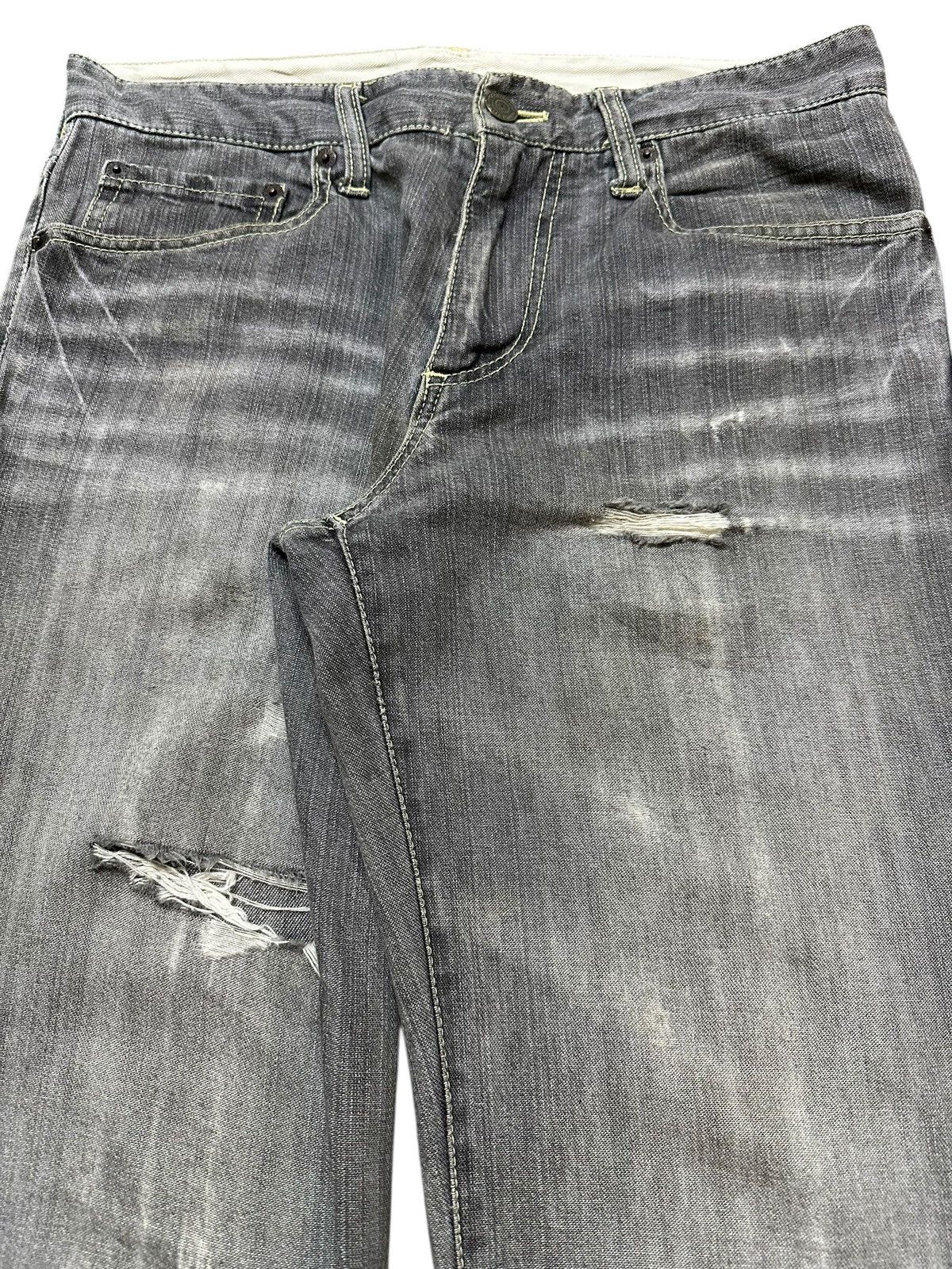 Japanese Brand Vintage Japanese Brand Faded Wash Distressed Style Jeans Size US 30 / EU 46 - 4 Thumbnail