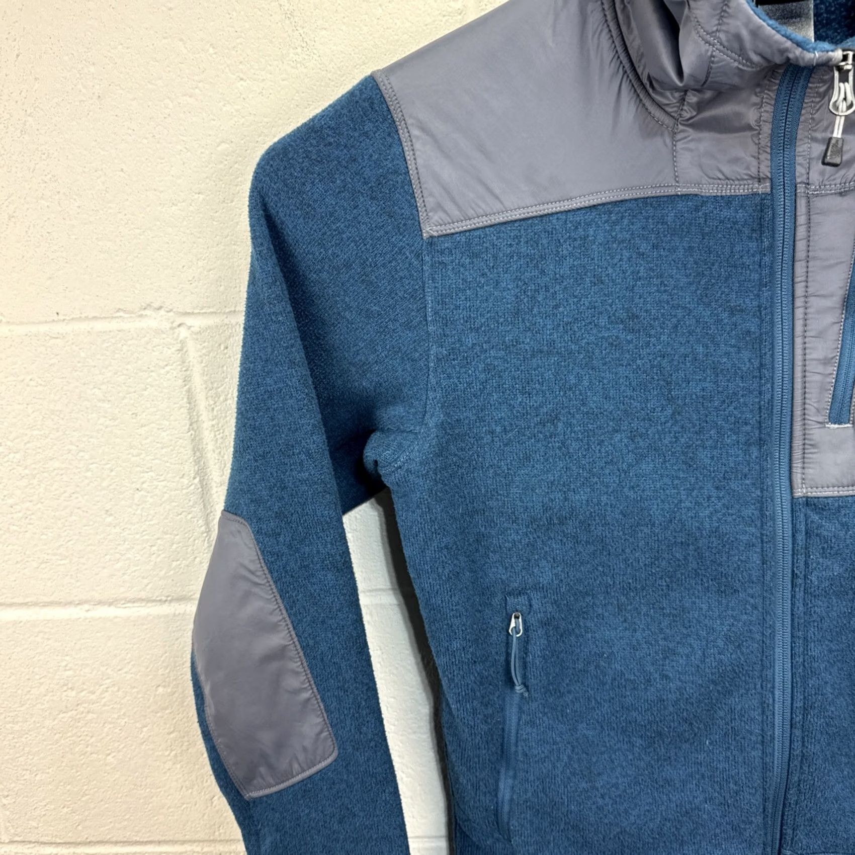 The North Face VINTAGE The North Face Jacket Mens S Teal Hooded Fleece Full Zip Outdoor Hiking Size US S / EU 44-46 / 1 - 6 Thumbnail
