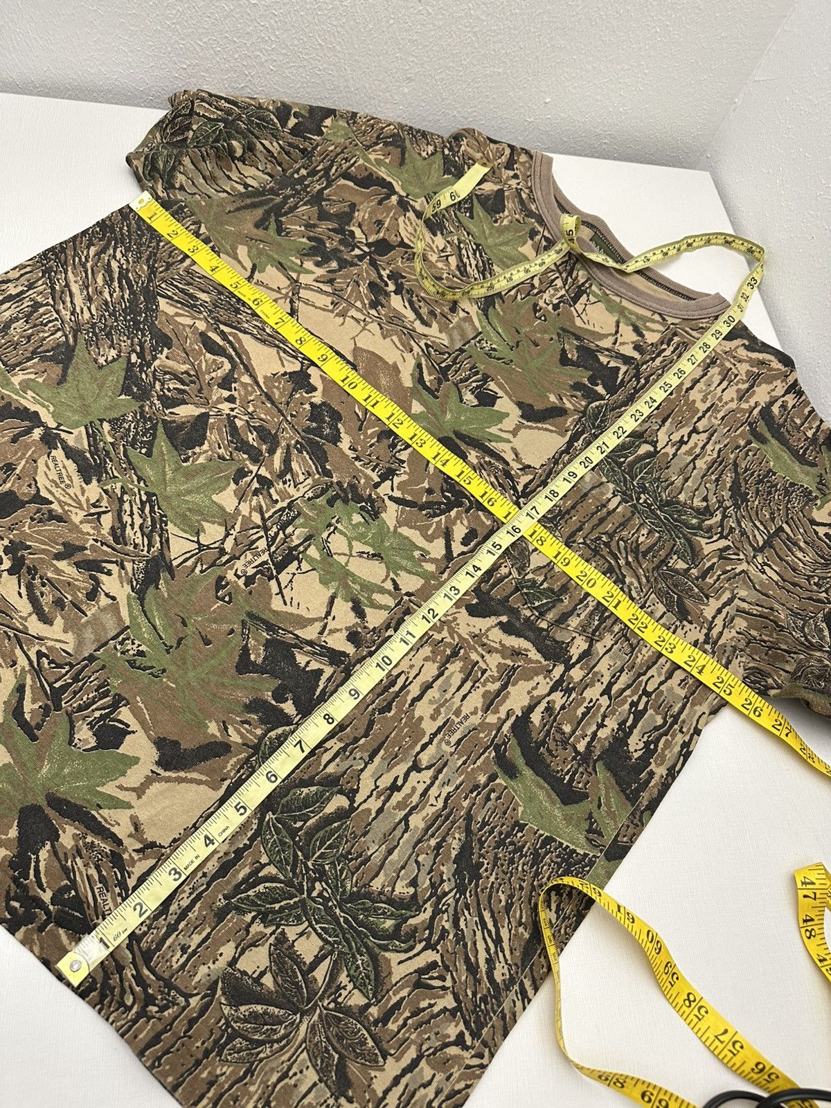 Realtree Vintage Spartan Realtree Pocket T-Shirt Mens XXL Hunting Size US XXL / EU 58 / 5 - 7 Thumbnail