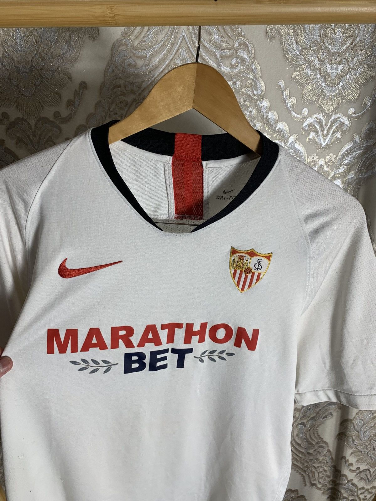 Nike VINTAGE NIKE FC SEVILLA SPAIN SOCCER JERSEY RETRO Y2K 90s Size US L / EU 52-54 / 3 - 2 Thumbnail
