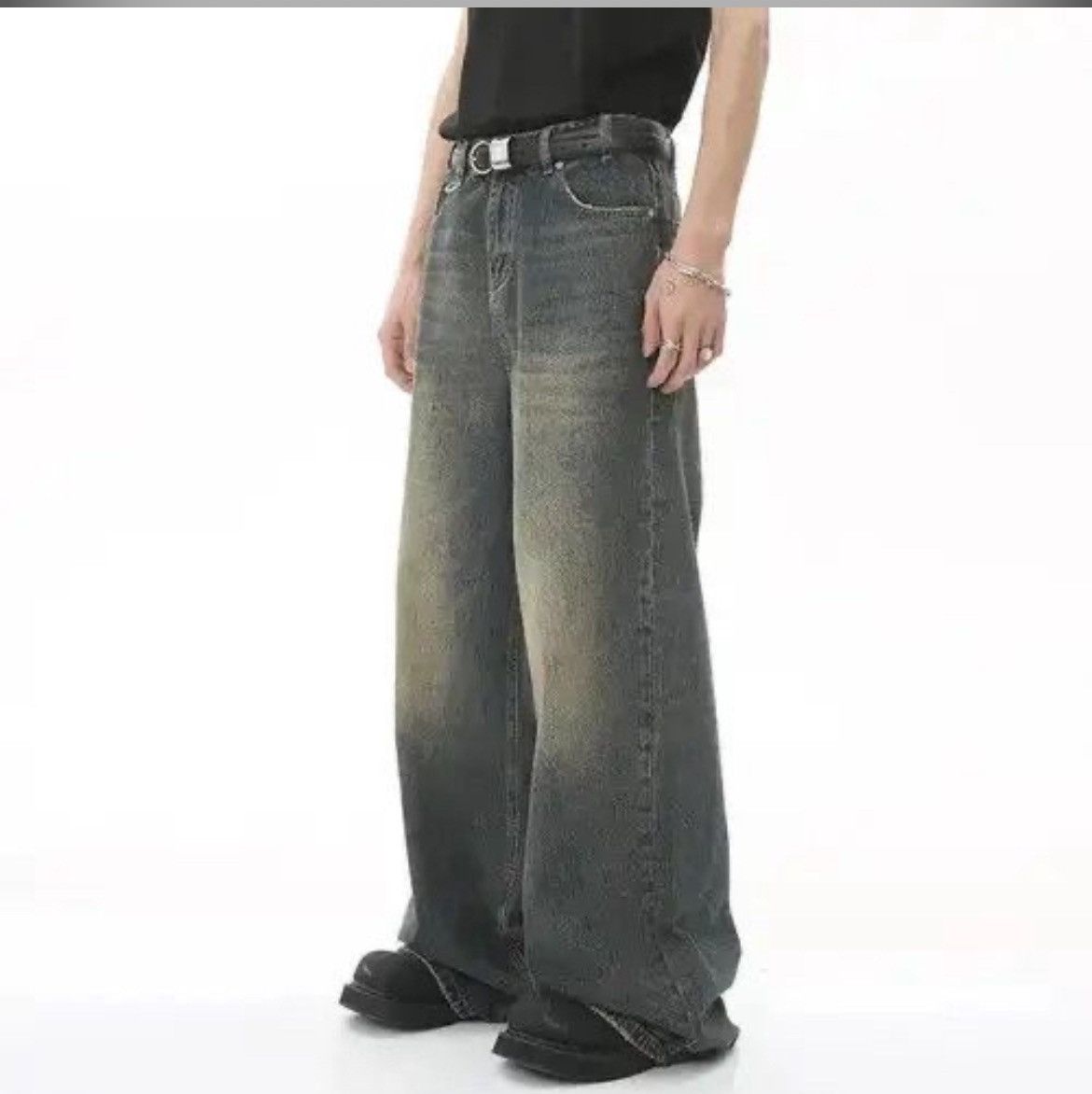 Japanese Brand × Jean Crash Vintage Distressed Loose Wide Leg Mopping Jeans Size US 31 - 1 Thumbnail