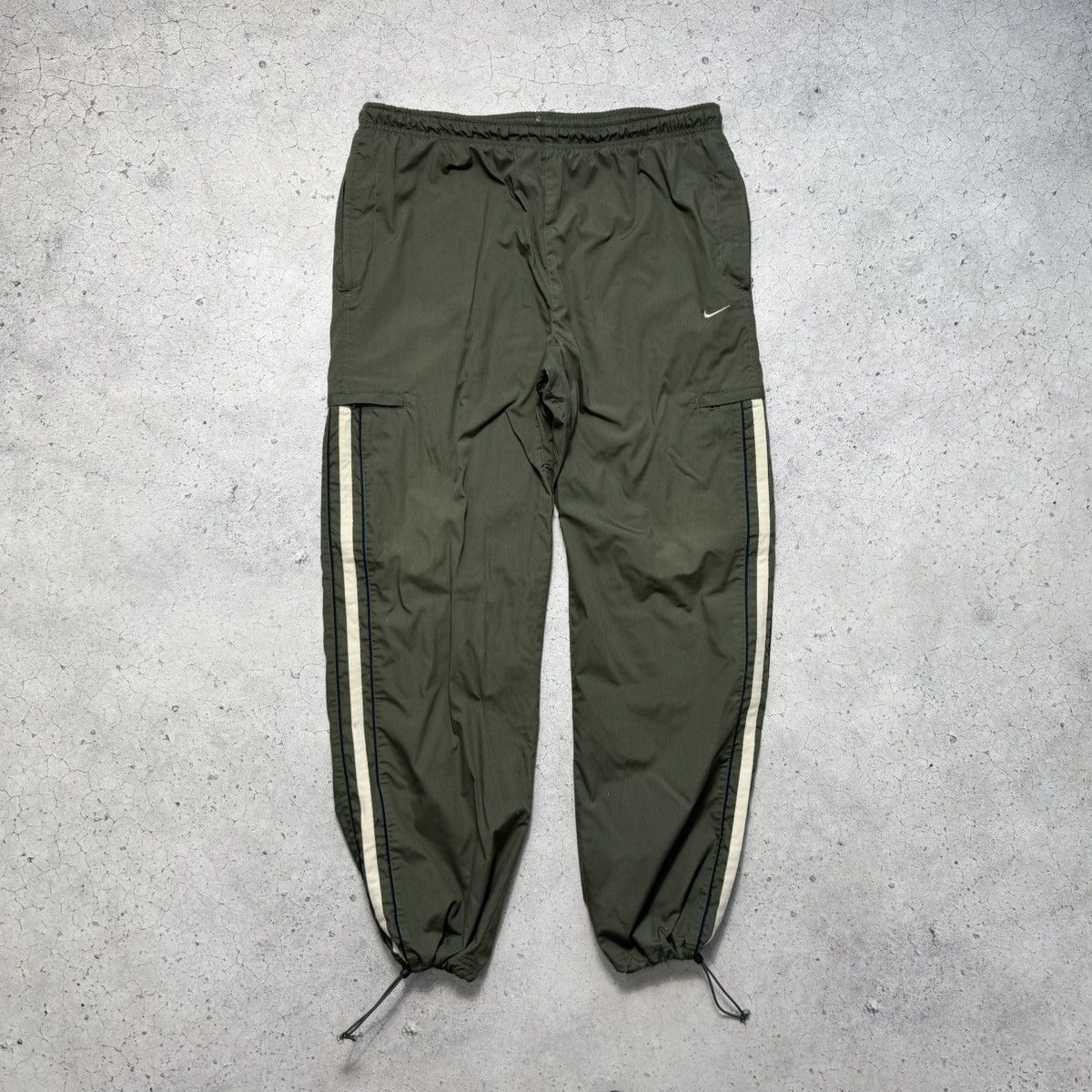 Nike Nike Swoosh Track Pants Nylon Baggy Drill Swoosh Vintage Size US 38 / EU 54 - 1 Thumbnail