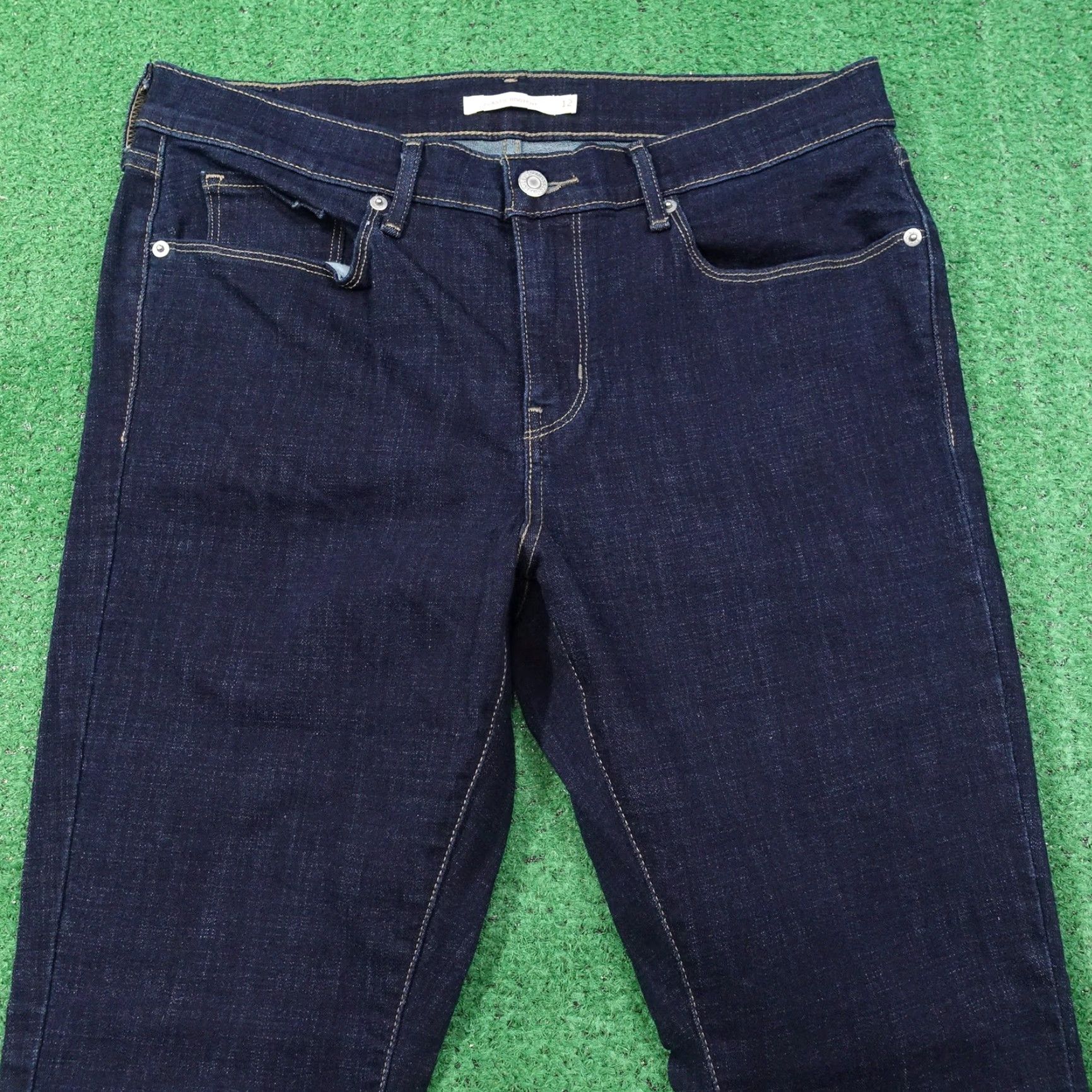 Levi's Levis Jeans Womens 12 Bootcut Denim Blue Dark Wash Stretch 33x29.5 -O2 Size 34" / US 12 / IT 48 - 2 Thumbnail