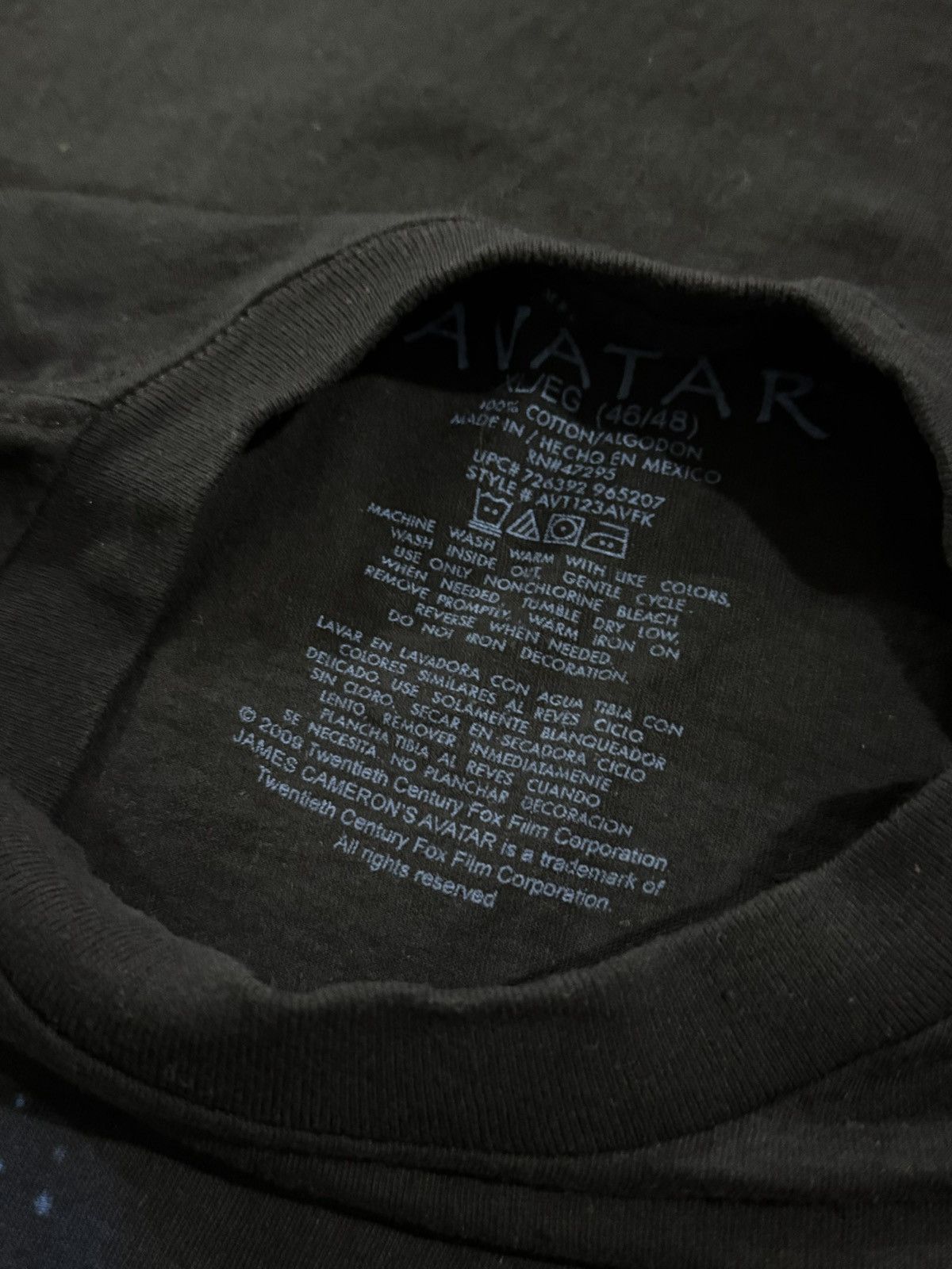 Vintage Avatar Movie Promo T-Shirt Size US XL / EU 56 / 4 - 8 Thumbnail