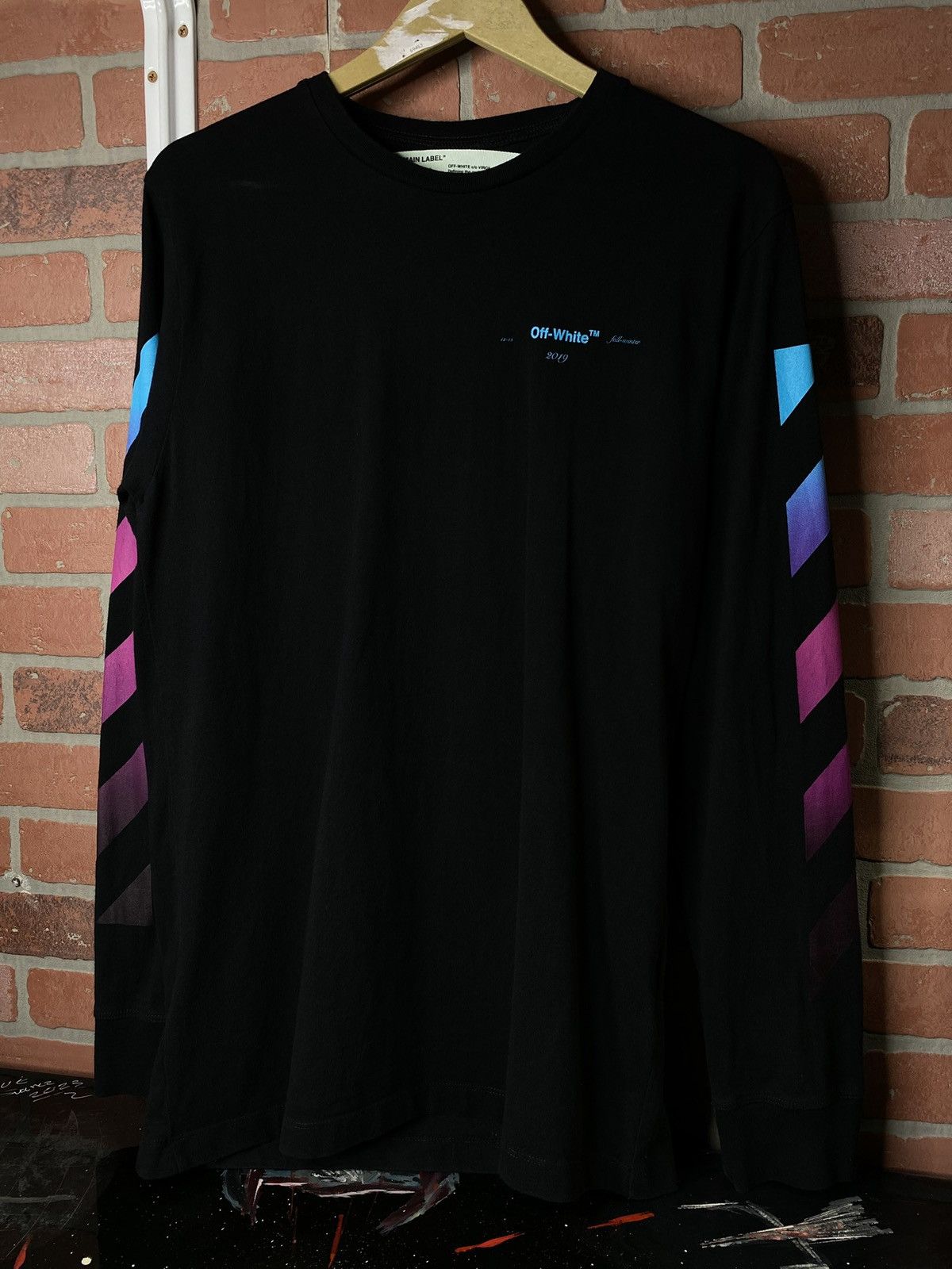 Off-White Off-White Virgil Abloh Gradient Arrows T-Shirt Size Medium Size US M / EU 48-50 / 2 - 2 Thumbnail