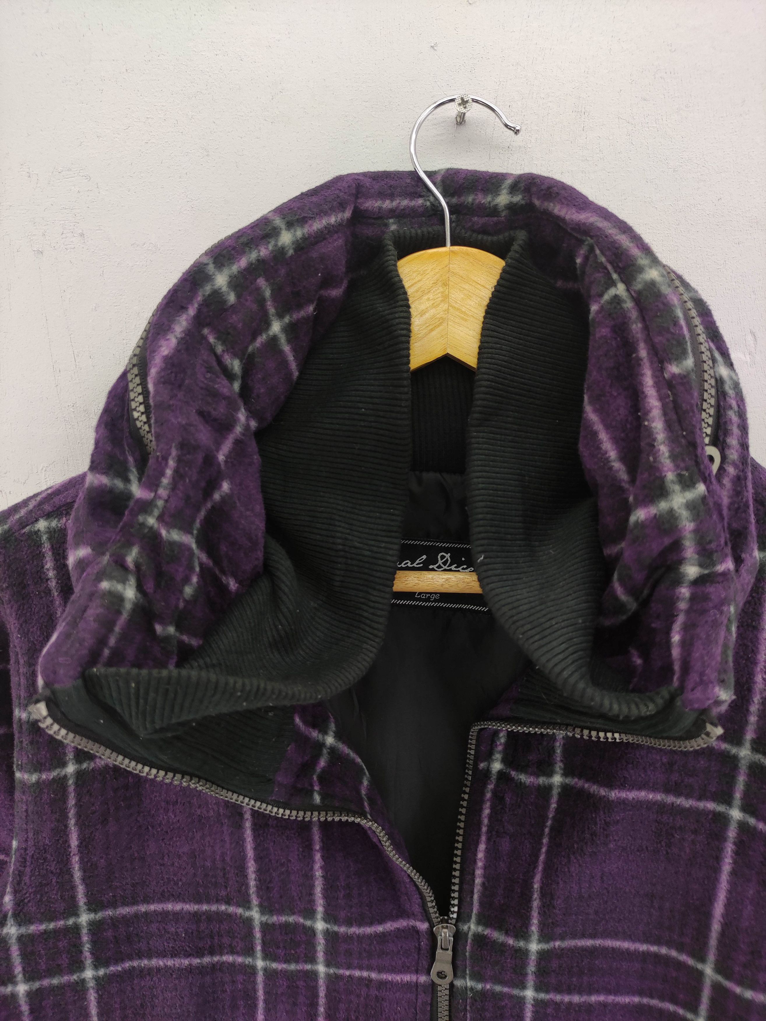 Japanese Brand Vintage Oval Dice Fleece Jacket With Hoodie Zipper Size US M / EU 48-50 / 2 - 3 Thumbnail