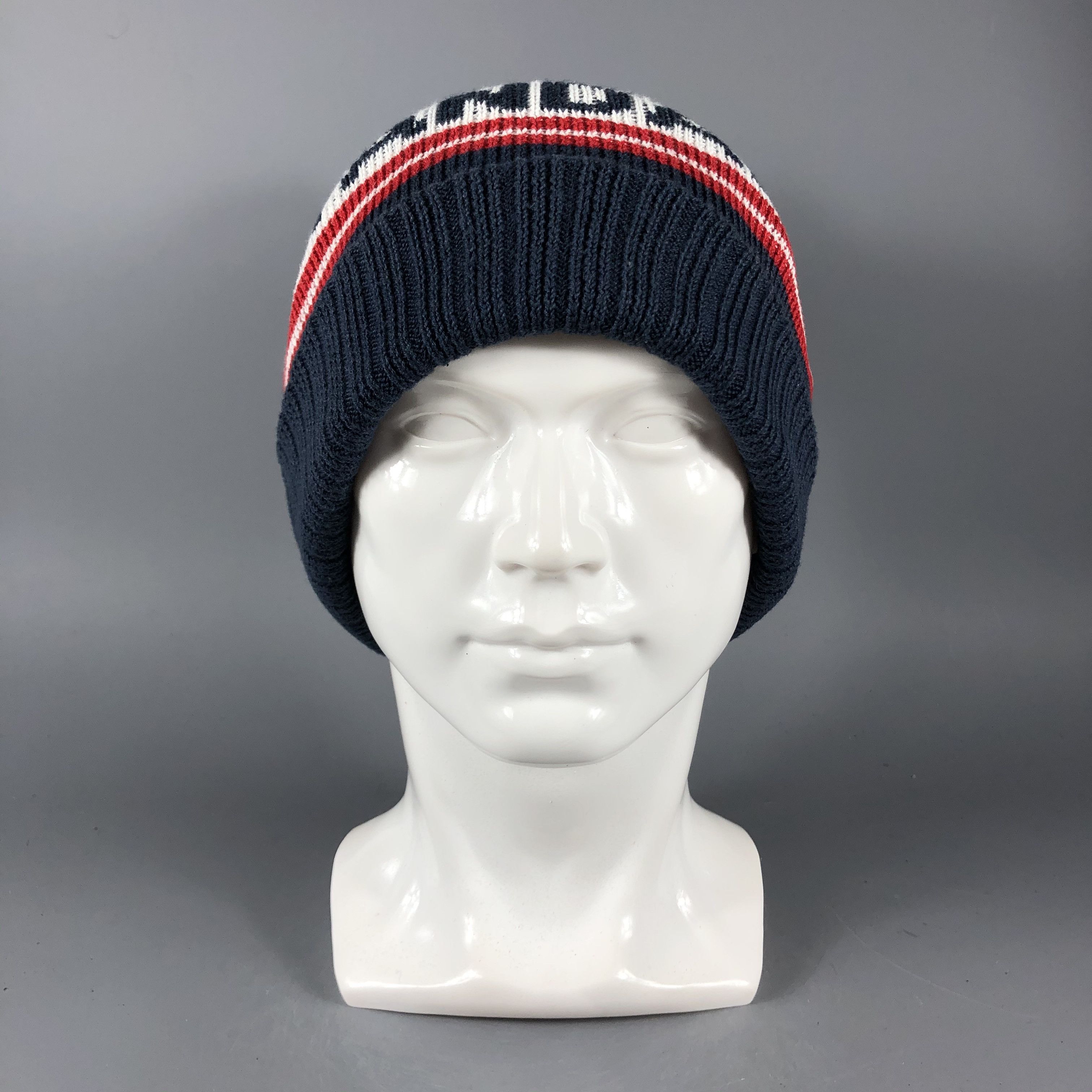 image of Vintage Decade Standard Pompom Beanie Snow Hat Snow Cap -D886, Men's
