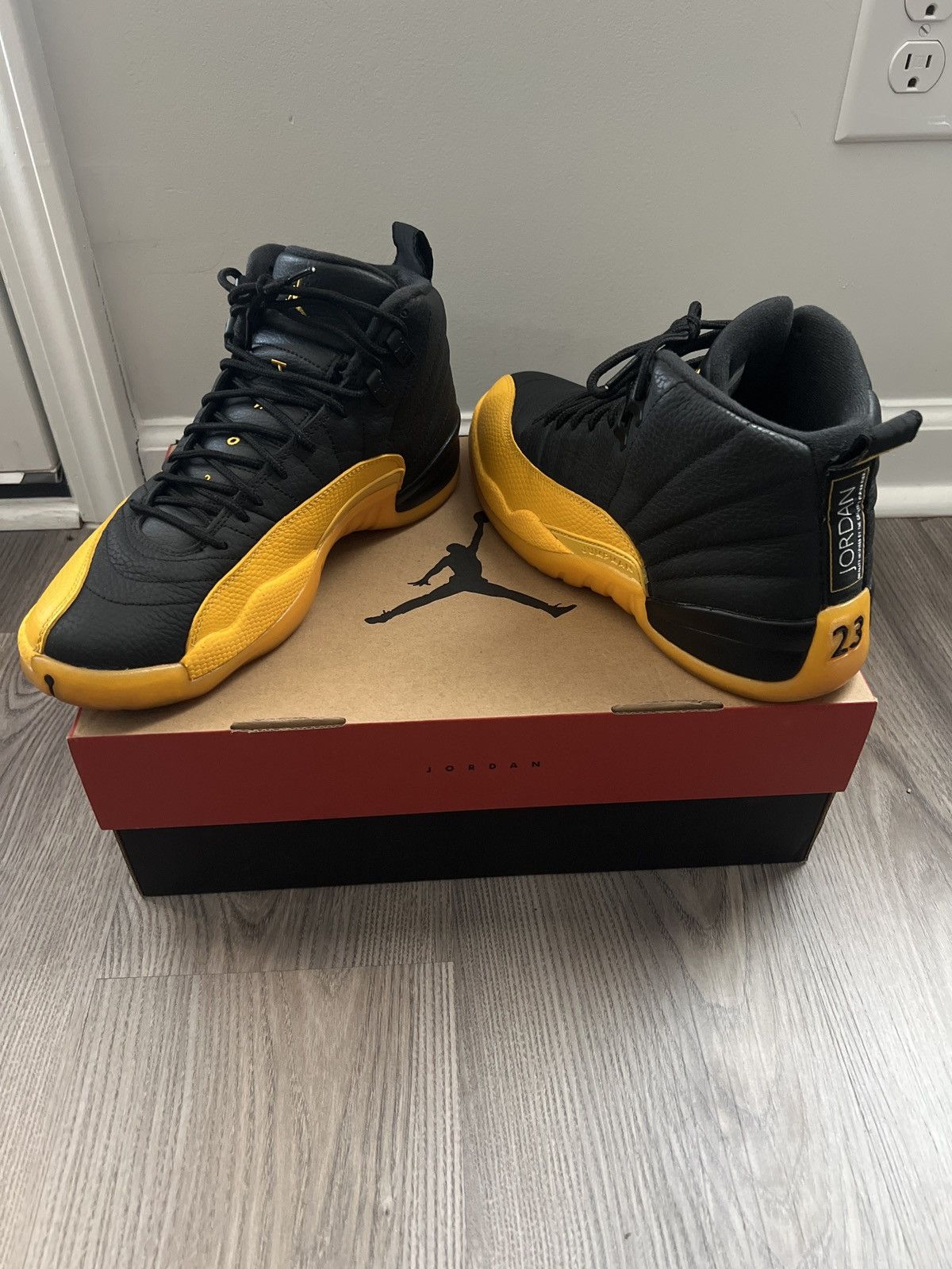 Jordan Brand Air Jordan 12 Retro Black University Gold Size US 8.5 / EU 41-42 - 1 Thumbnail