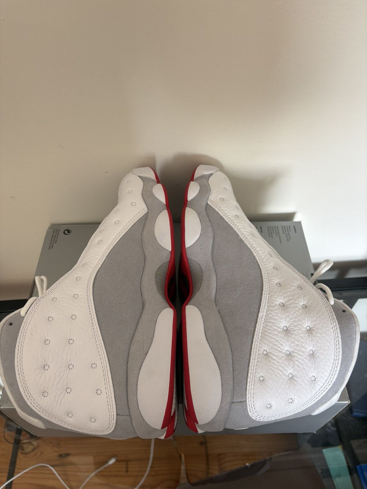 Jordan Brand Nike Air Jordan 13 Retro Wolf Grey White Red Mens 8.5 NEW Size US 8.5 / EU 41-42 - 4 Thumbnail