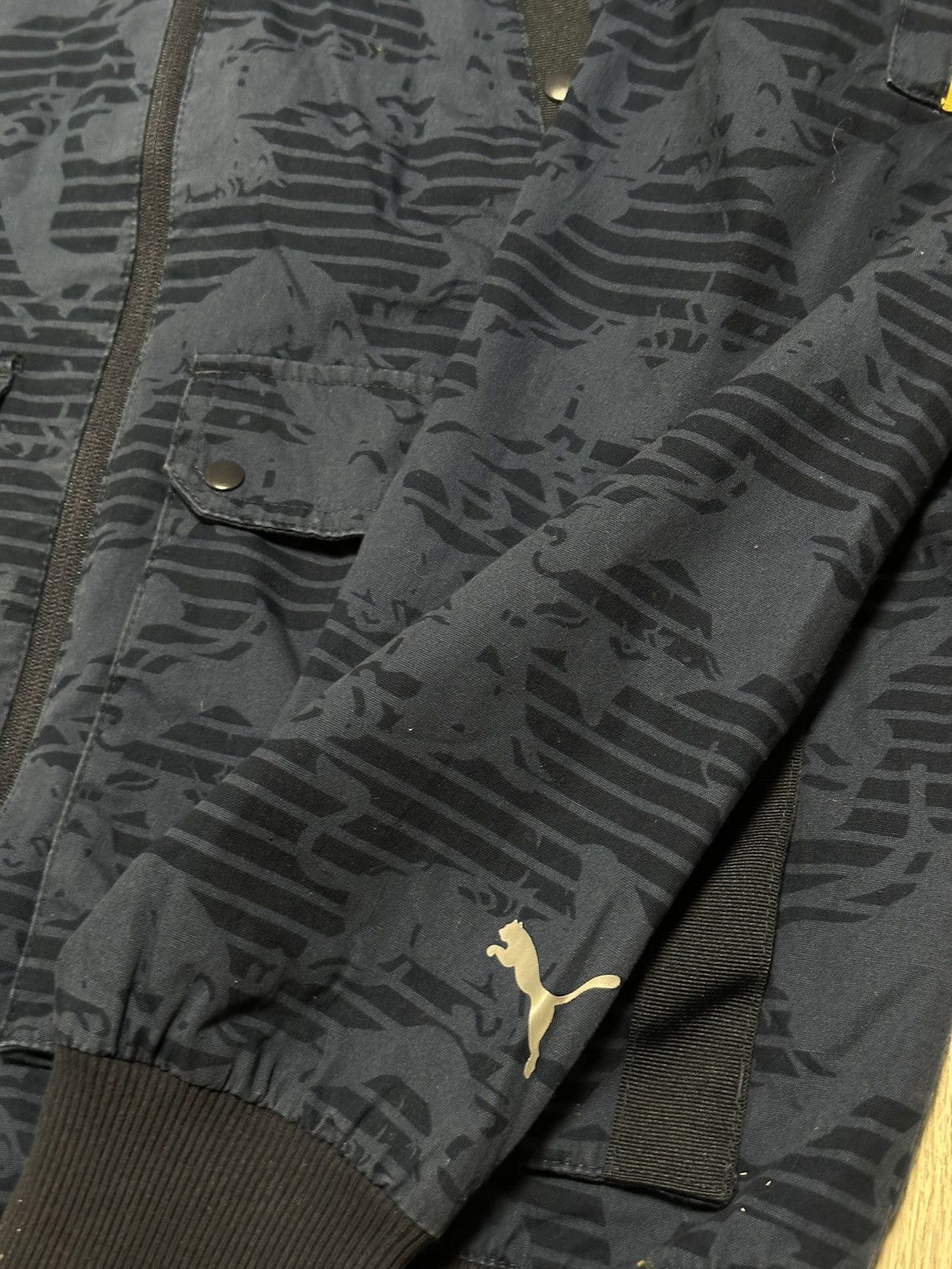 Puma × Red Bull Puma Red Bull Racing Jacket Y2K Size US M / EU 48-50 / 2 - 3 Thumbnail
