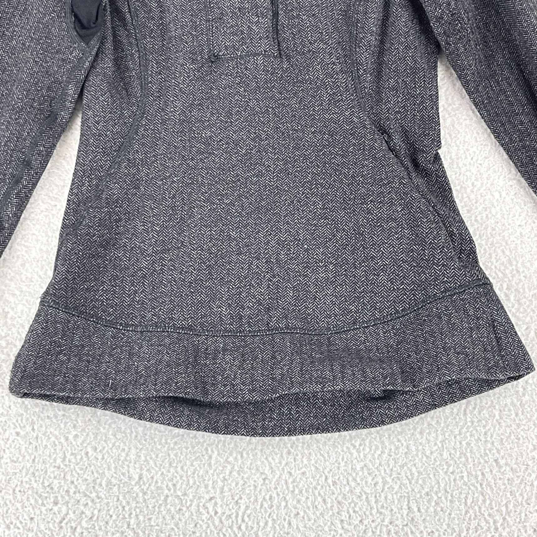 Lululemon Lululemon Think Fast Shirt Womens Size 4 Gray Herringbone Long Sleeve Pullover Size S / US 4 / IT 40 - 5 Thumbnail