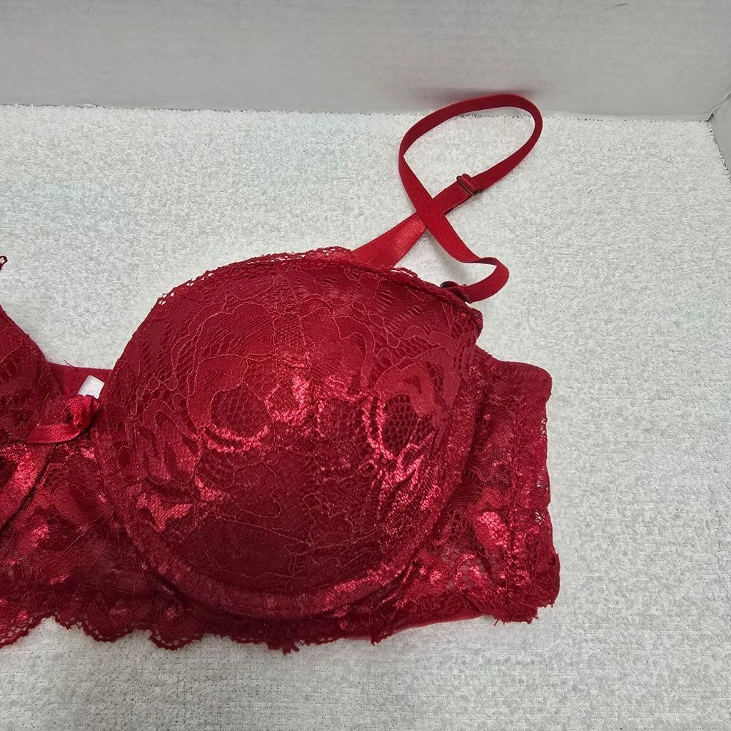 The Unbranded Brand Women's Marilyn Monroe Red Lace Bra 36C Size ONE SIZE - 3 Thumbnail