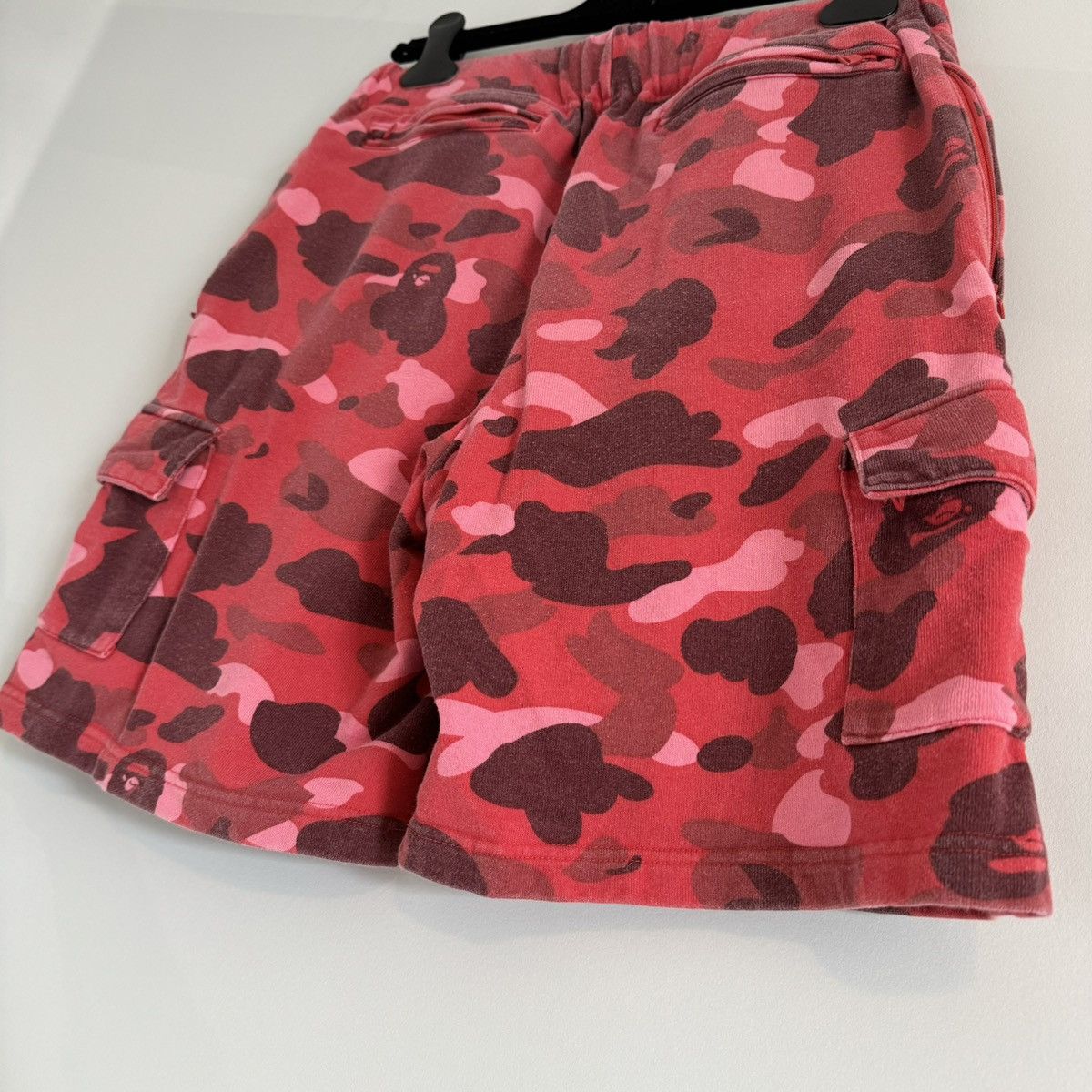 Bape OG Bape Red Camo Cargo Sweat Shorts Nerd Size US 30 / EU 46 - 14 Thumbnail