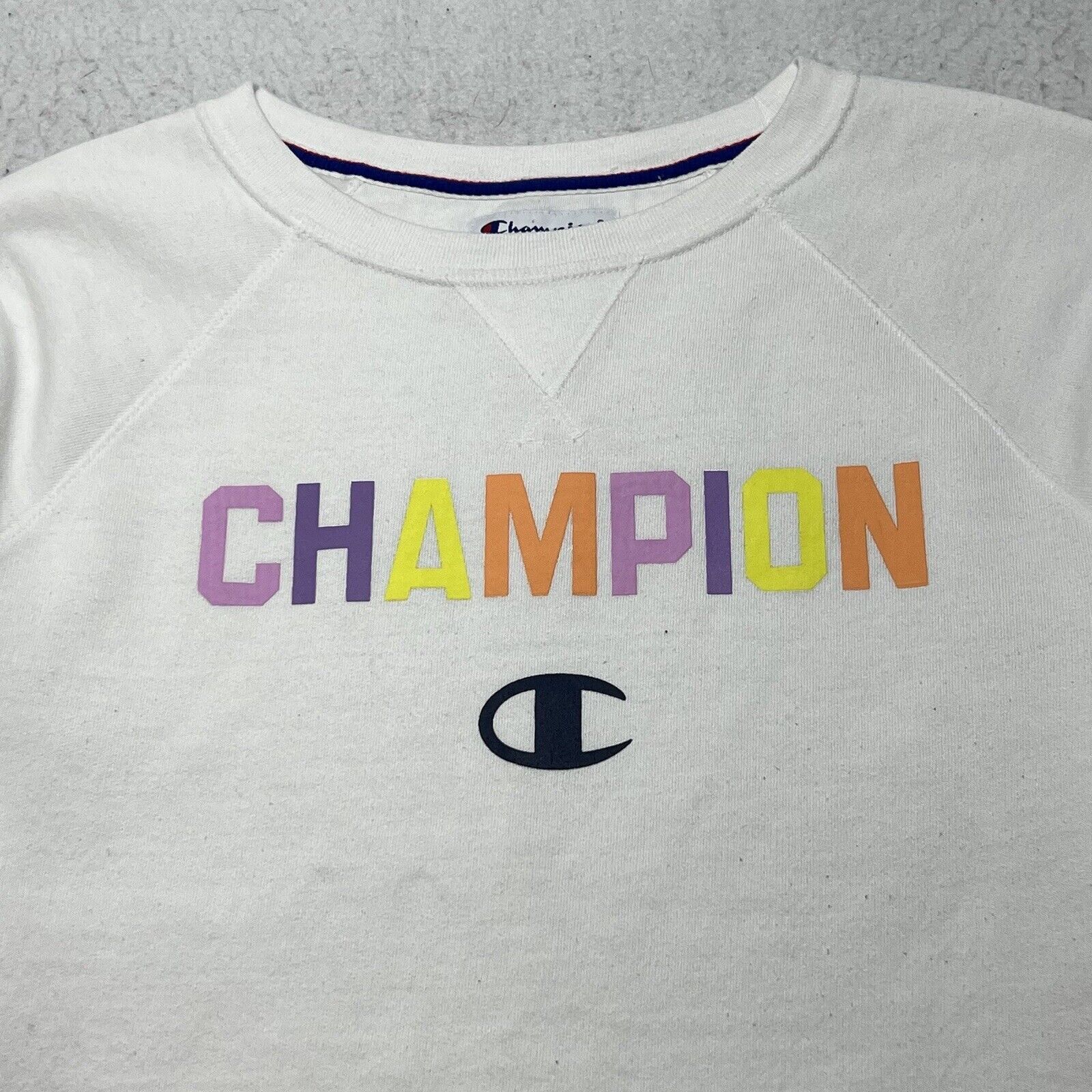 Champion Champion White Crewneck Sweatshirt Colorful Logo Pullover Size M / US 6-8 / IT 42-44 - 2 Thumbnail