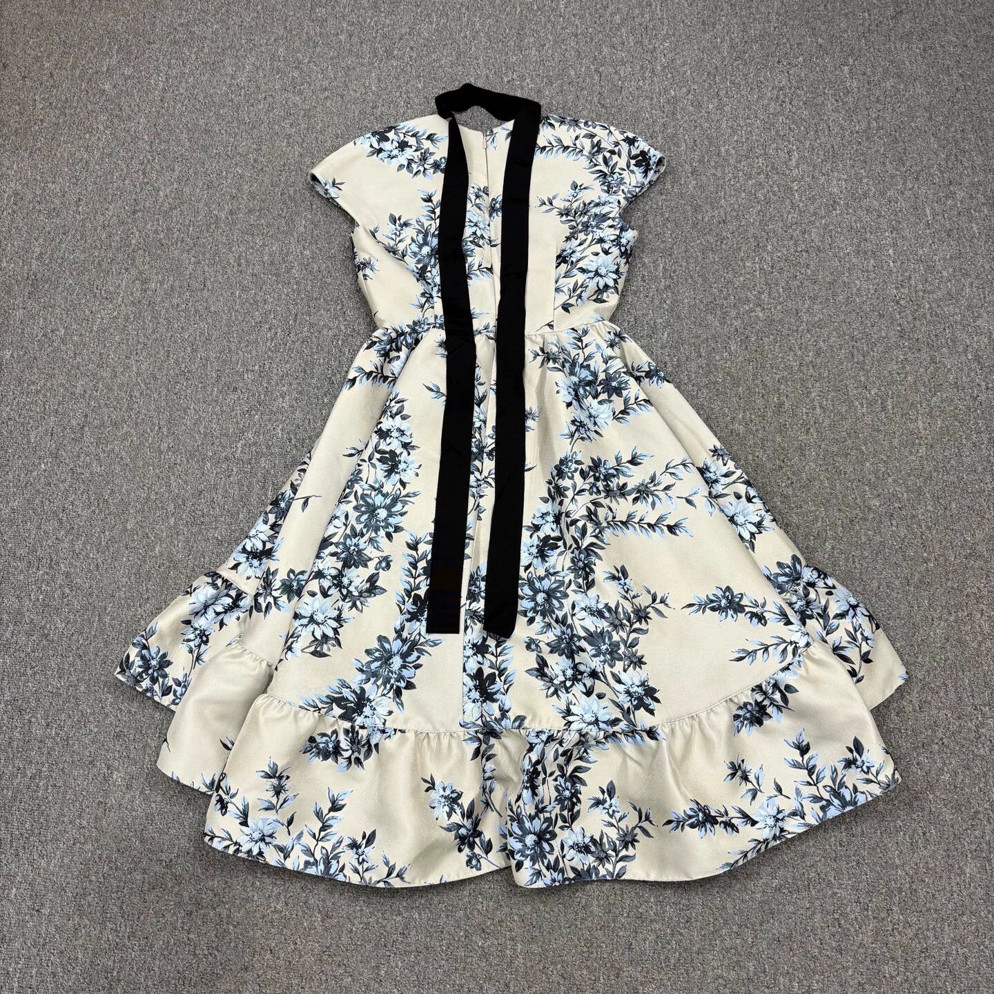 Fendi Fendi Embroidered Couture Evening Gown Dress 42 Mint Size S / US 4 / IT 40 - 2 Thumbnail