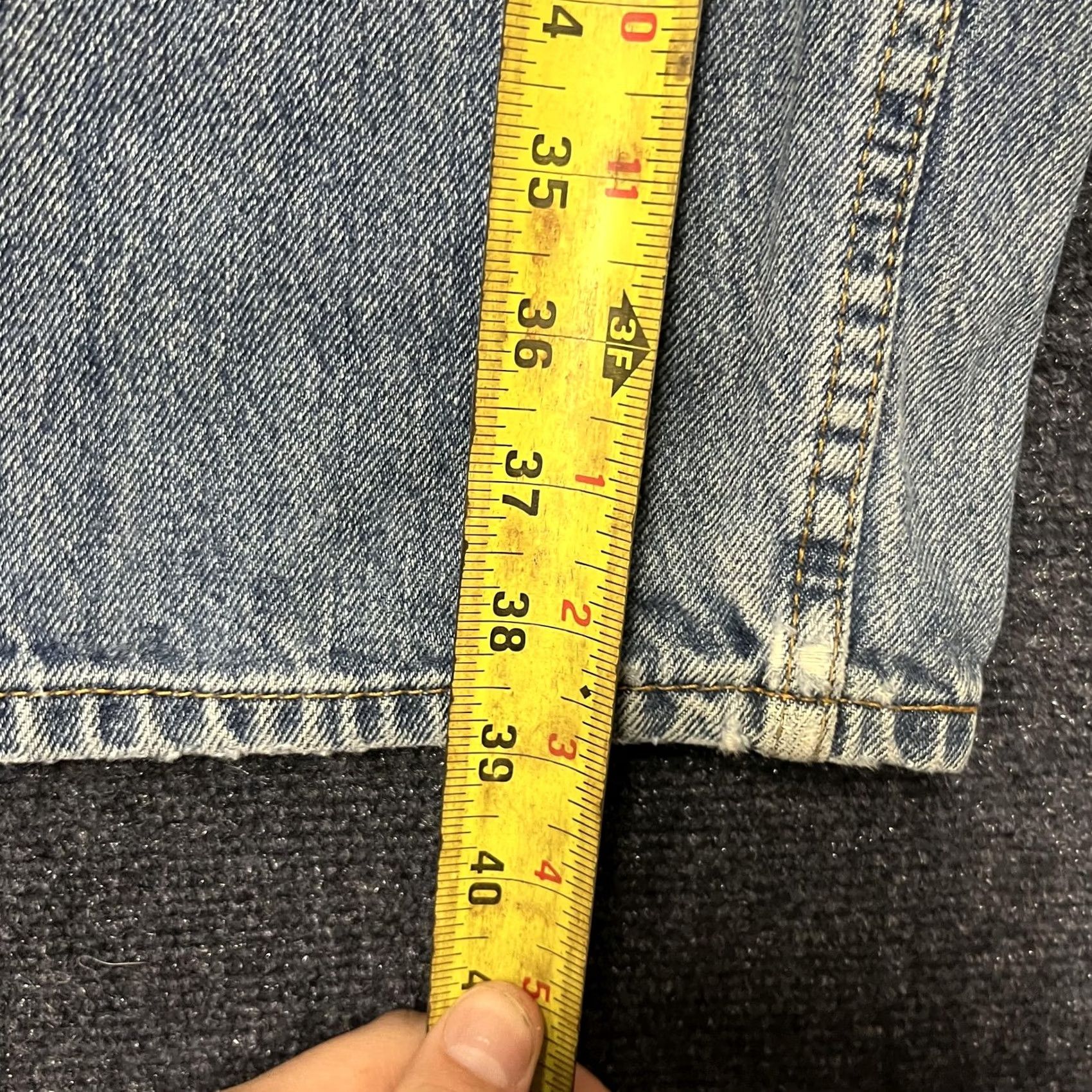 Levi's Levi's Jeans Mens 36x30 Blue Relaxed Tapered Leg Denim Medium Wash 550 Relaxed Fit Stone Wash Pockets Zip Fly Men Mens Size US 36 / EU 52 - 6 Thumbnail