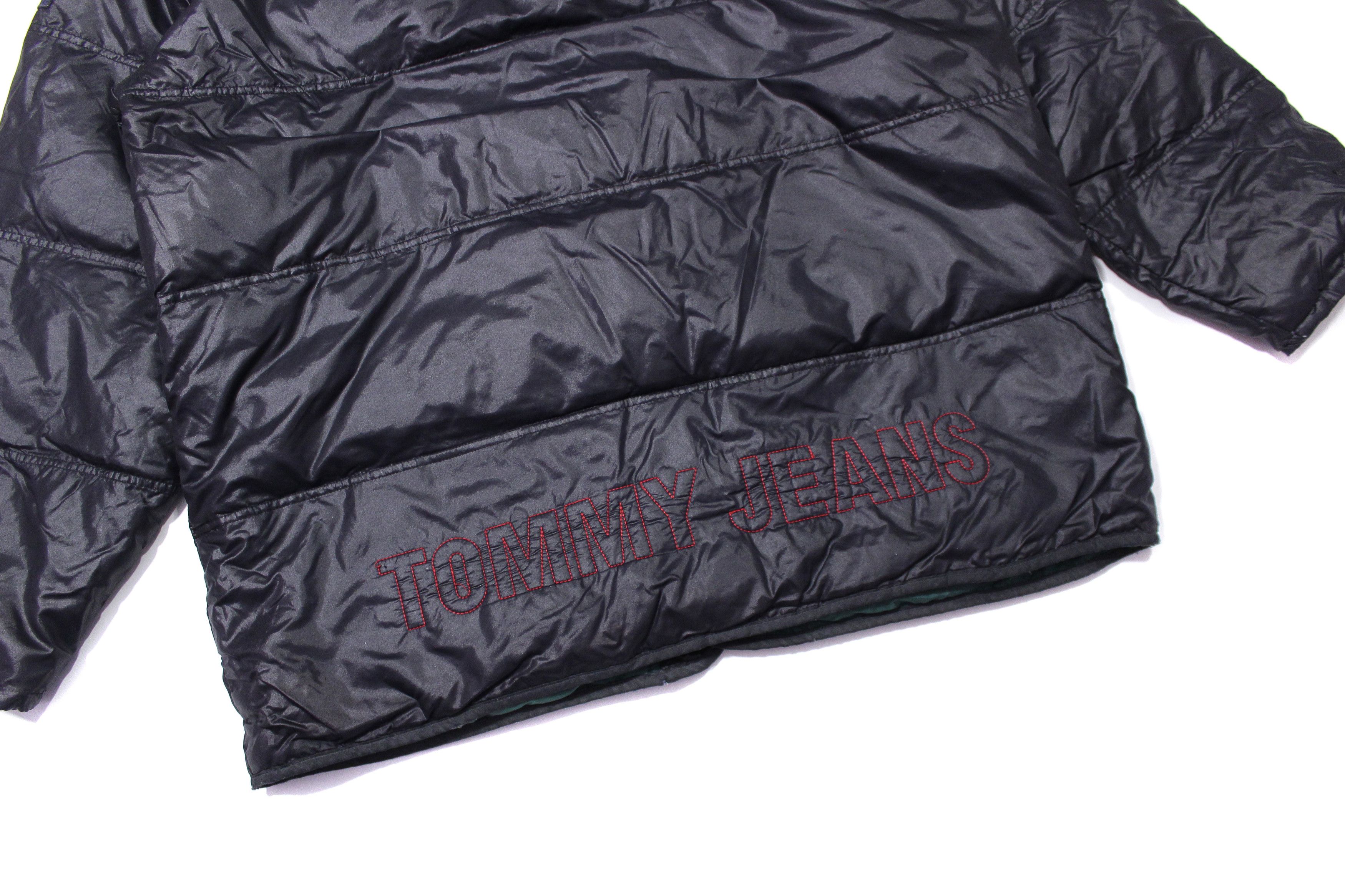 Tommy Hilfiger 90S Big Logo Down Jacket Size US XL / EU 56 / 4 - 5 Thumbnail