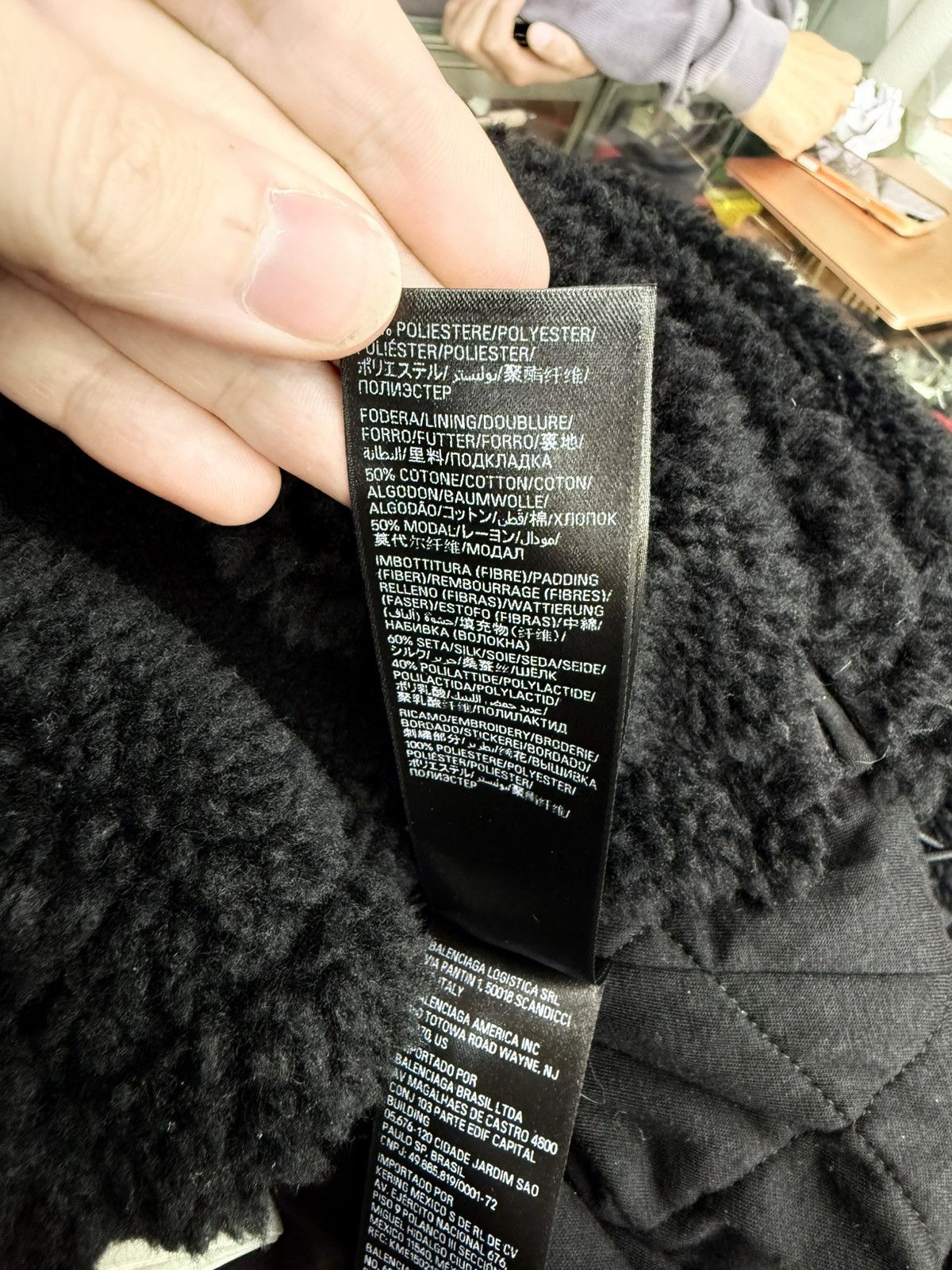 Balenciaga Balenciaga Women's Back Zip-up Jacket black faux-shearling Size S / US 4 / IT 40 - 17 Thumbnail