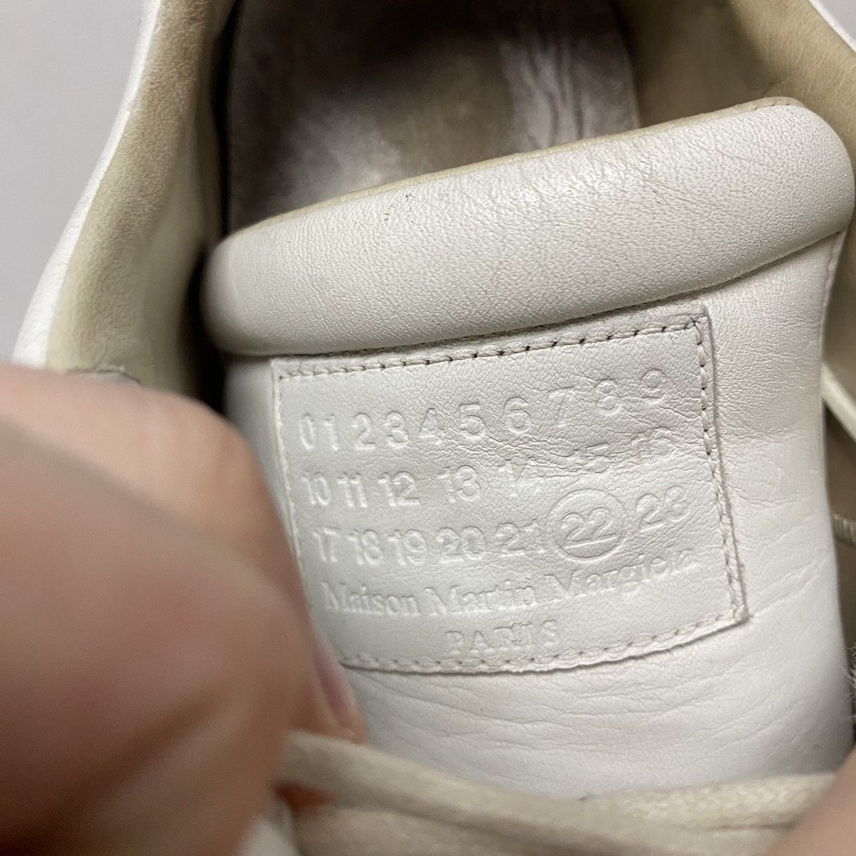 Maison Margiela Maison Margiela Sneakers Future Low Size US 7 / EU 40 - 11 Thumbnail