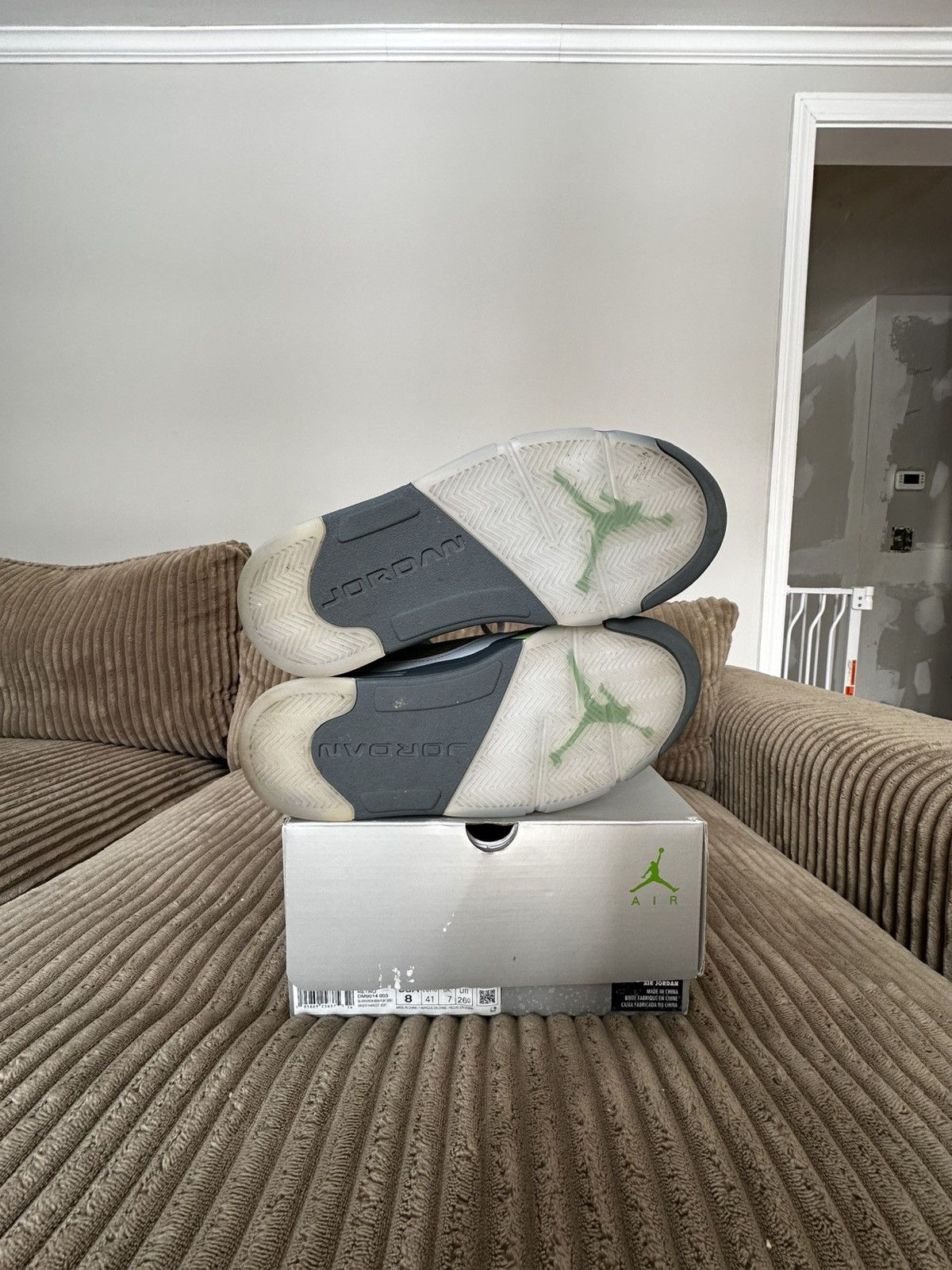Nike Air Jordan retro 5 ‘ Green Bean ‘ 2022 Size US 8 / EU 41 - 8 Thumbnail