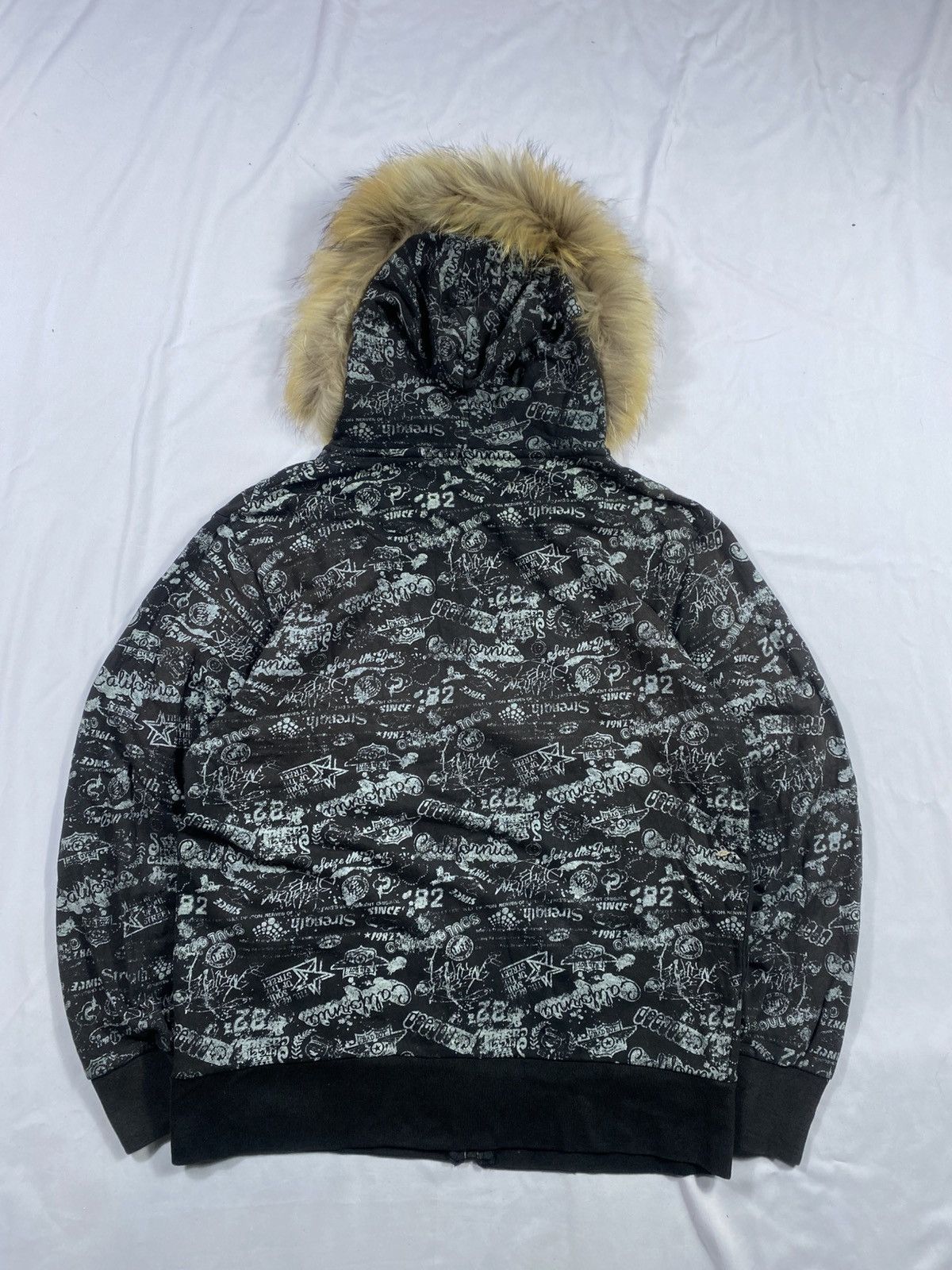 If Six Was Nine Crazy Faded Black Bad Boy fur hoodie Gothic punk Size US L / EU 52-54 / 3 - 7 Thumbnail