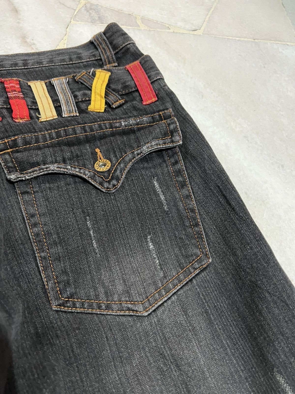 Japanese Brand 💥Double Waist💥90’s Nylaus Twist Leg distress Faded Jean Size US 33 - 19 Thumbnail