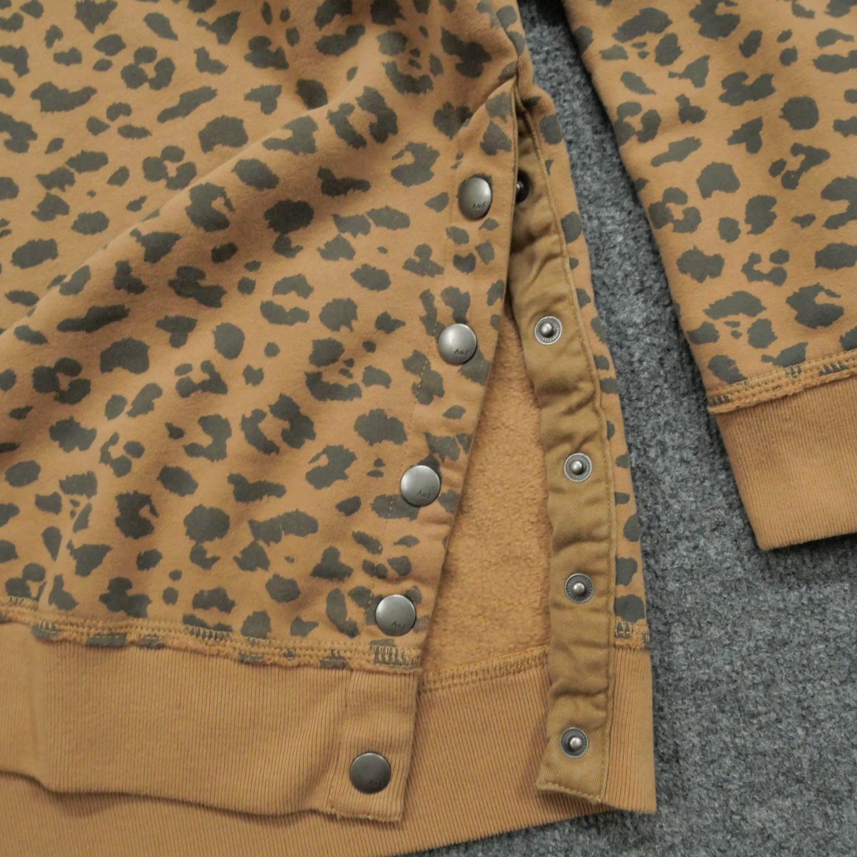 Abercrombie & Fitch Abercrombie & Fitch Womens Medium Brown Leopard Print Long Sleeve Oversized Sweatshirt Size M / US 6-8 / IT 42-44 - 5 Thumbnail