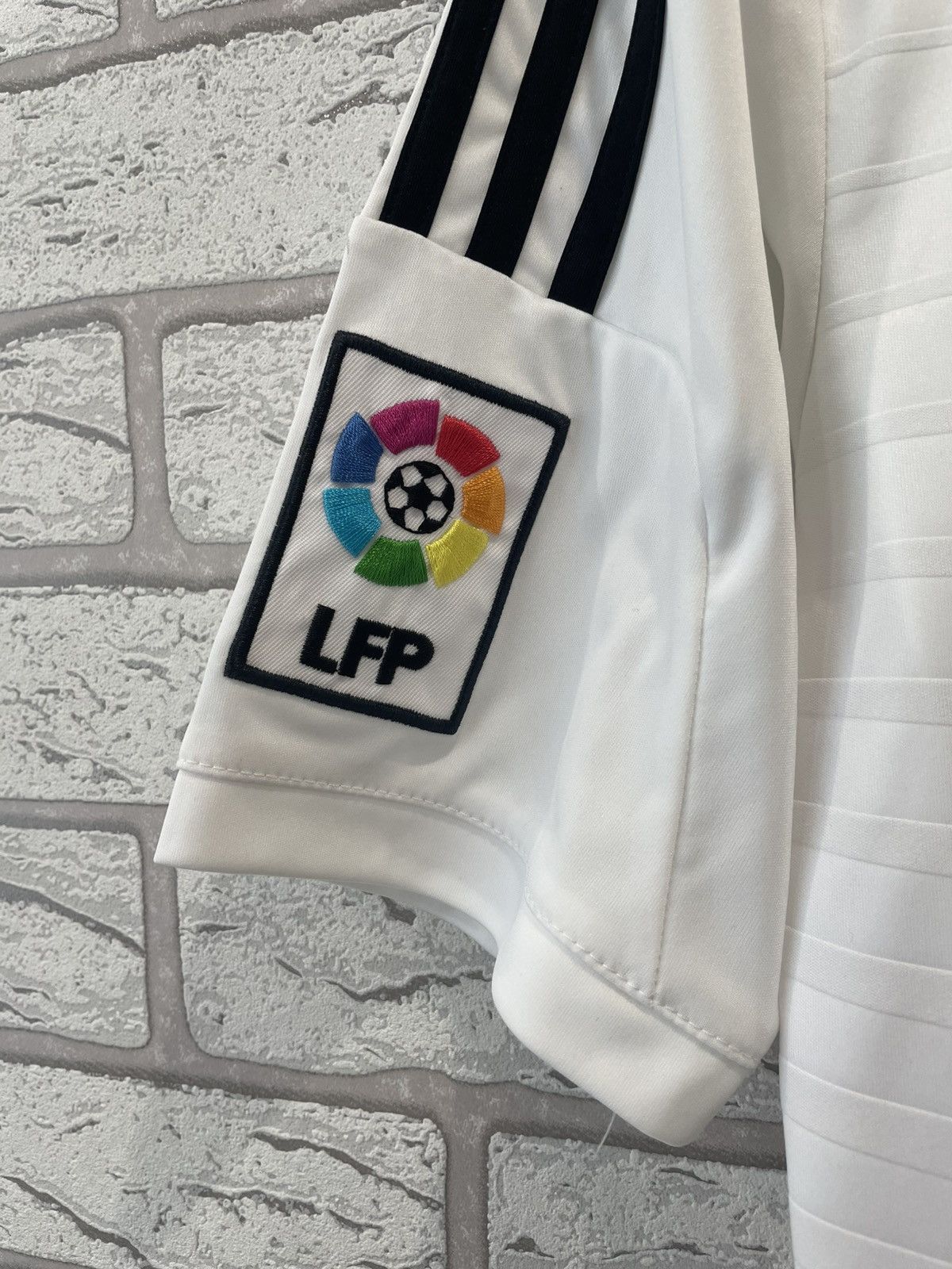 Other Adidas Real Madrid 2014 2015 Football Shirt Soccer Jersey Size US S / EU 44-46 / 1 - 4 Thumbnail