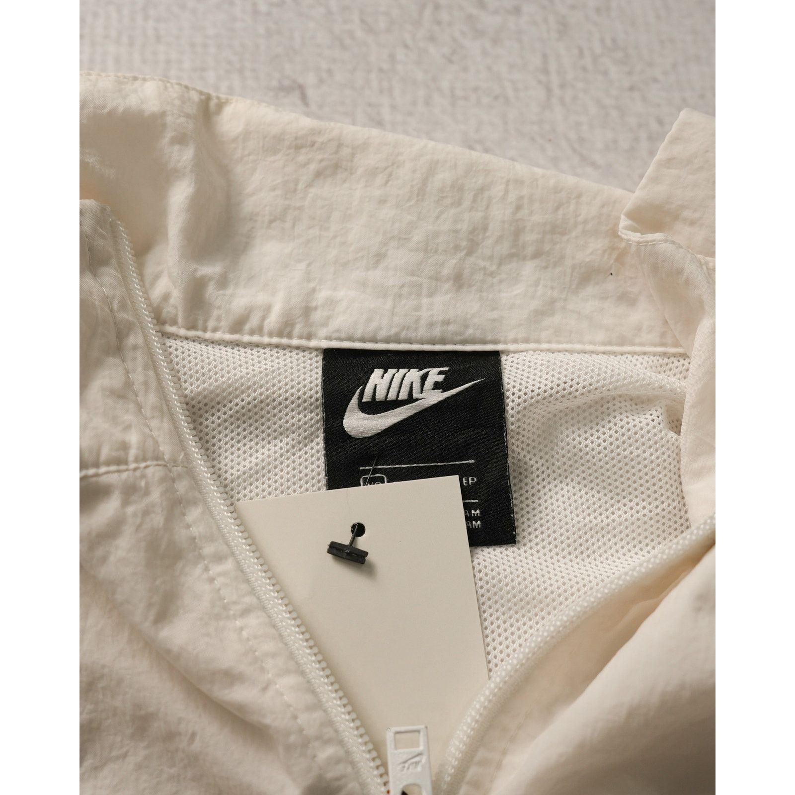 Nike Vintage 90s Nike White 1/2 Zip Windbreaker - Women's XS Size XS / US 0-2 / IT 36-38 - 4 Thumbnail