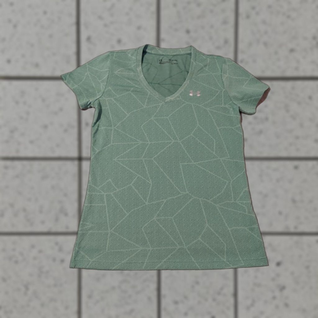 Under Armour Under Armour Shirt XS Green Athletic V-Neck Short Sleeve Workout Running Tee Womens Size XS / US 0-2 / IT 36-38 - 1 Thumbnail