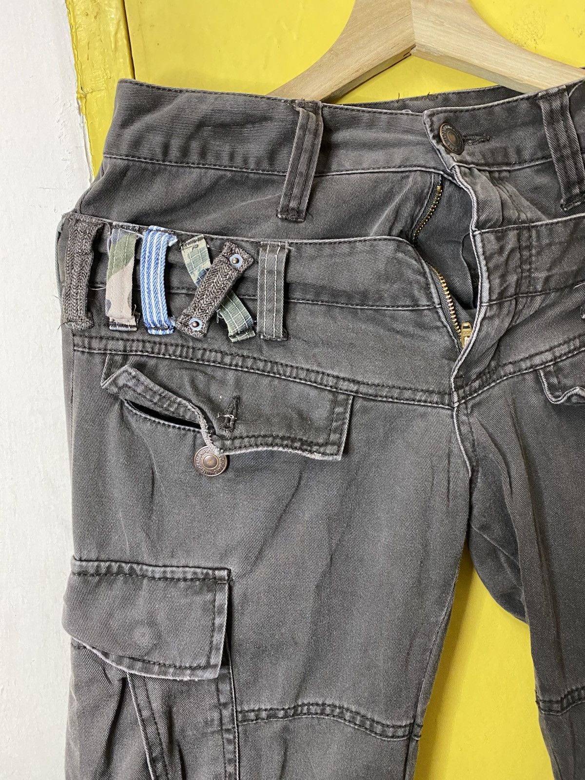 Other Vintage Dominate Double Waist Cargo Pants Size US 29 - 7 Thumbnail