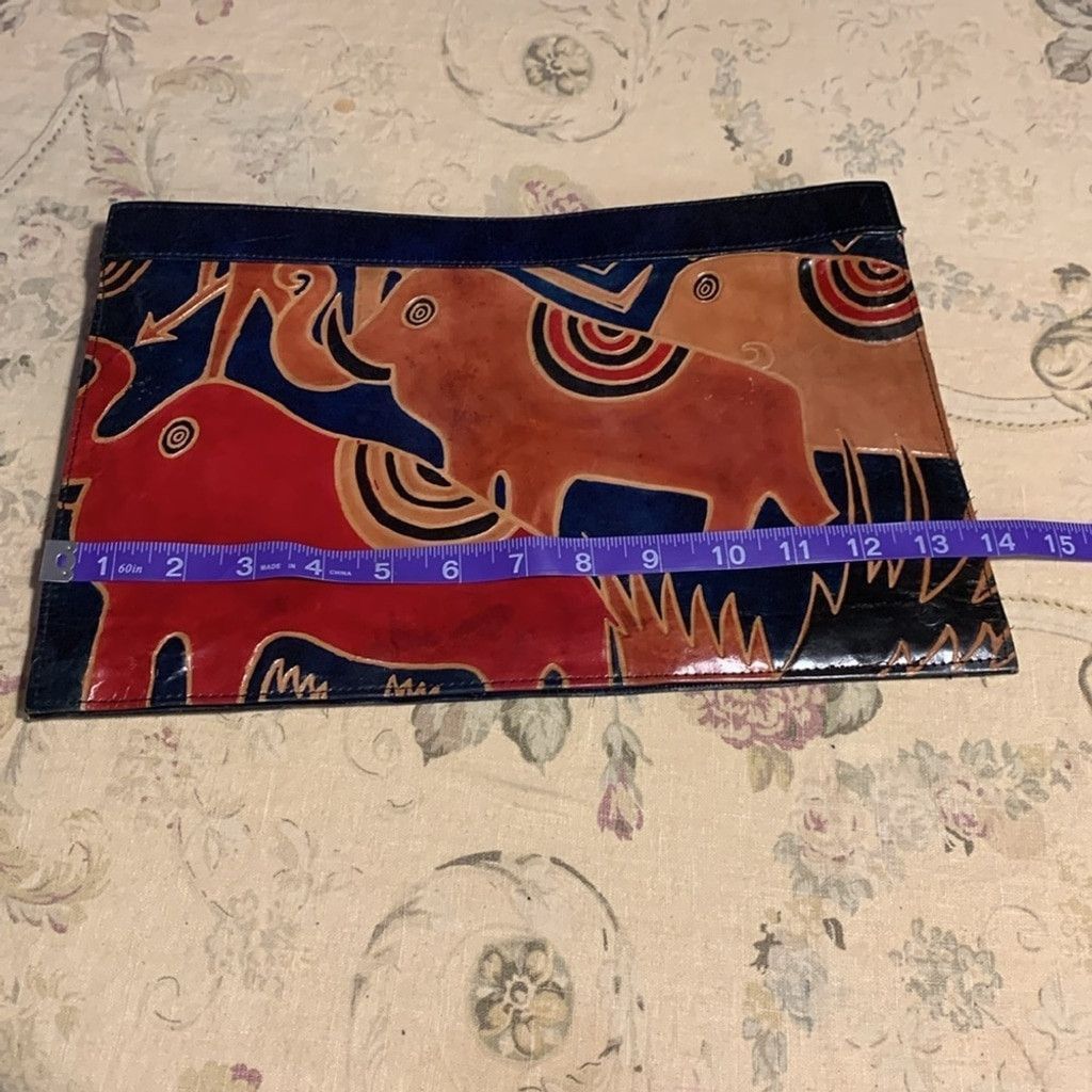 Other Leather elephant clutch bag zipper Size ONE SIZE - 7 Thumbnail