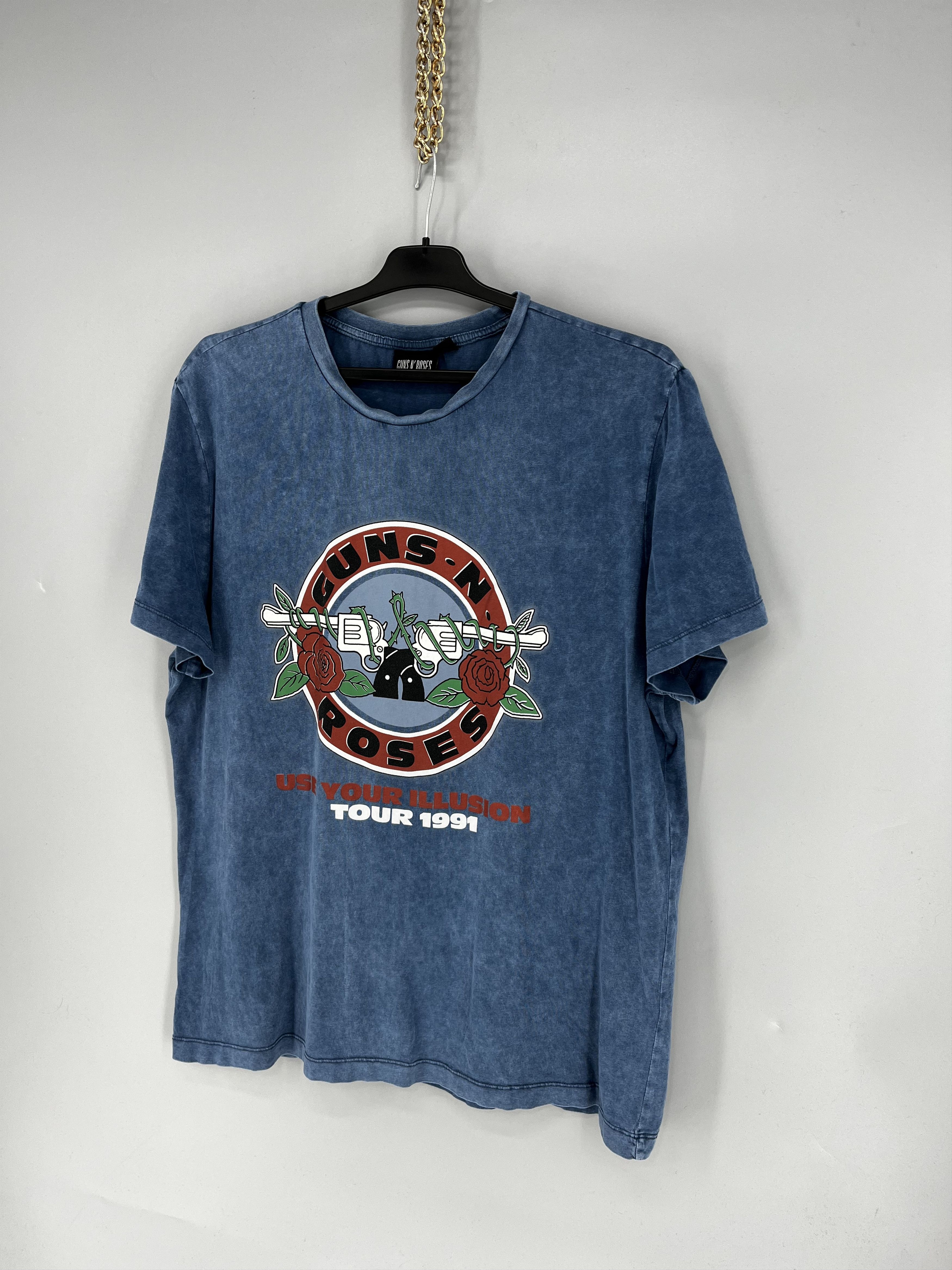Band Tees Guns N Roses Use Your Illusion Band Vintage Tshirts Size L Size US L / EU 52-54 / 3 - 3 Thumbnail