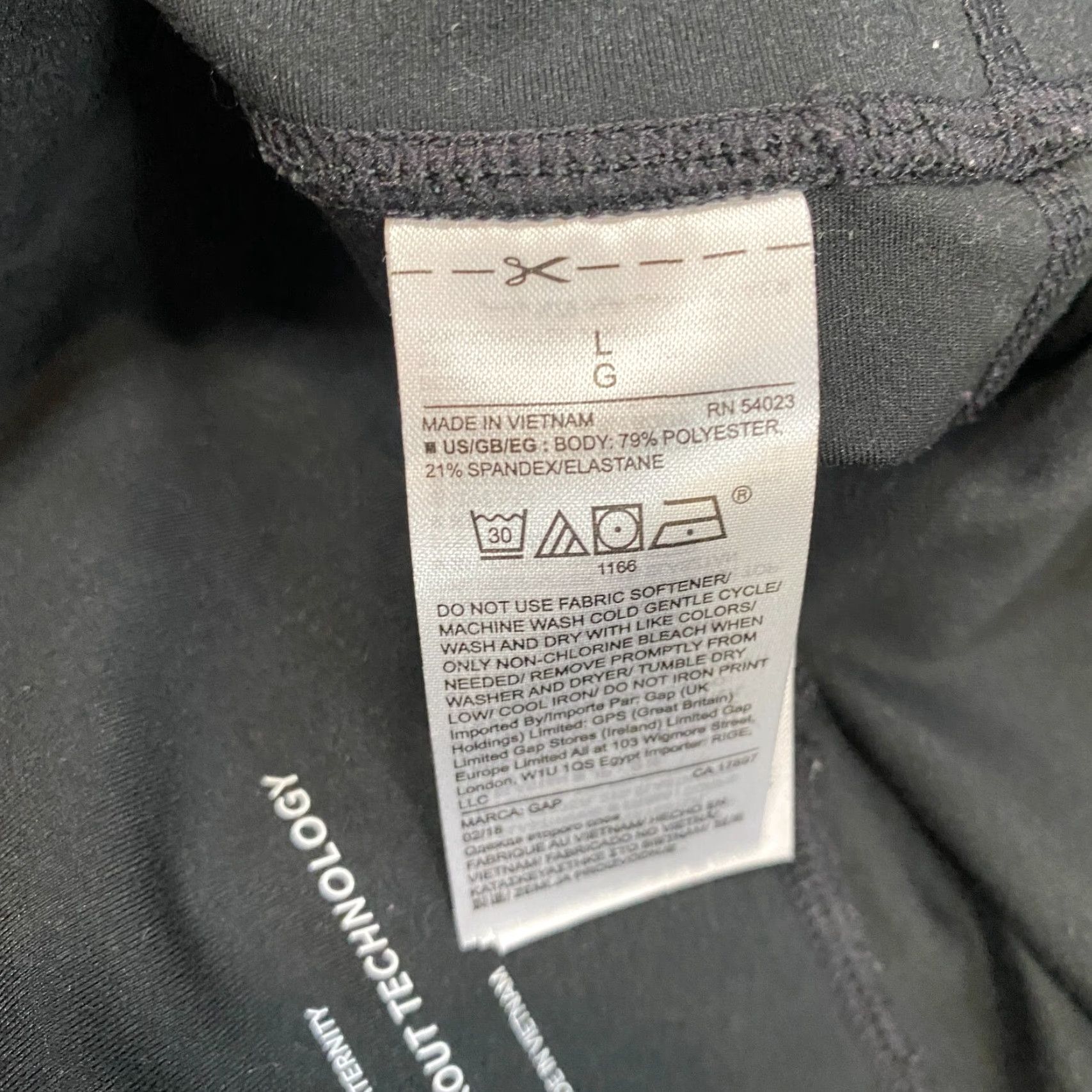 Gap Gapfit Leggings Maternity L Black Under Belly Blackout Technology Capri Women Size 36" / US 14 / IT 50 - 5 Thumbnail