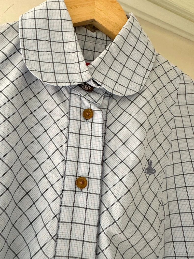 Vivienne Westwood Vivienne Westwood A collarless shirt. A shirt. An overcoat Size M / US 6-8 / IT 42-44 - 9 Thumbnail
