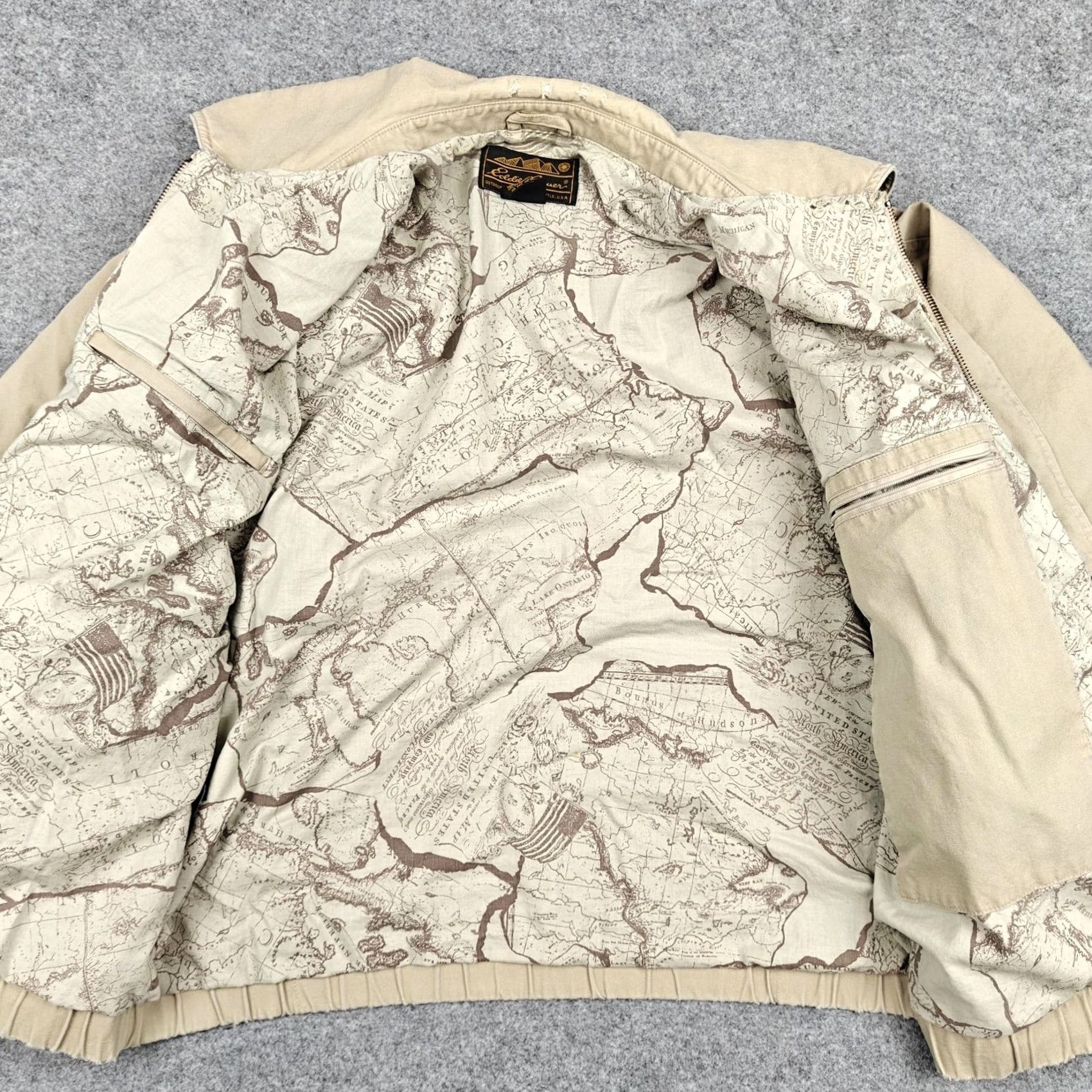 Eddie Bauer VINTAGE Eddie Bauer Jacket Mens Large Beige Canvas Map Lined Windbreaker Outdoor Jacket Size US L / EU 52-54 / 3 - 3 Thumbnail