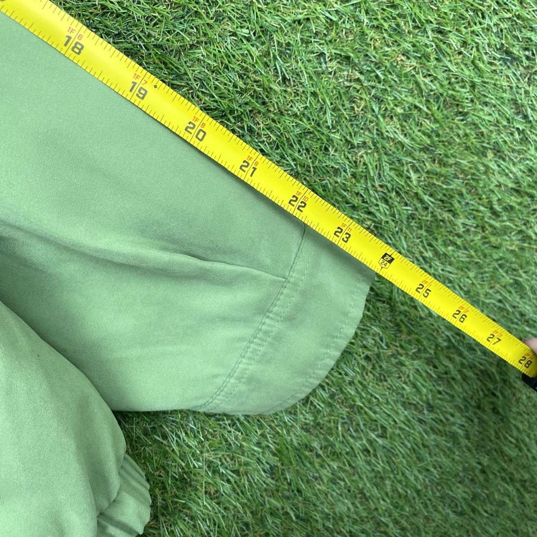 Peter Millar Peter Millar Golf Jacket Mens L Green Windbreaker Regular Size Jacket Size US L / EU 52-54 / 3 - 5 Thumbnail