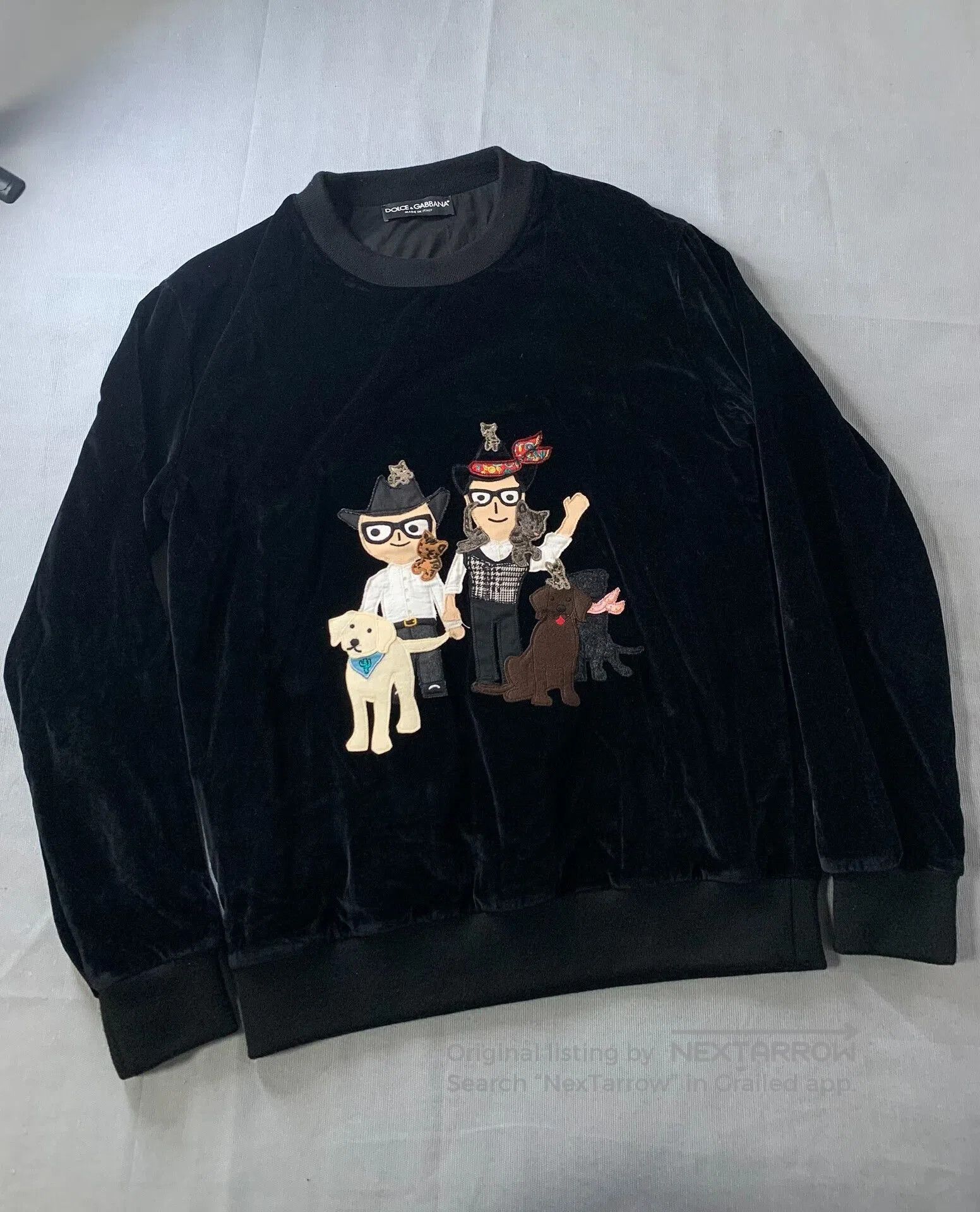 Dolce & Gabbana Dolce & Gabbana Velvet Family Patch Sweatshirt. Size US S / EU 44-46 / 1 - 1 Thumbnail