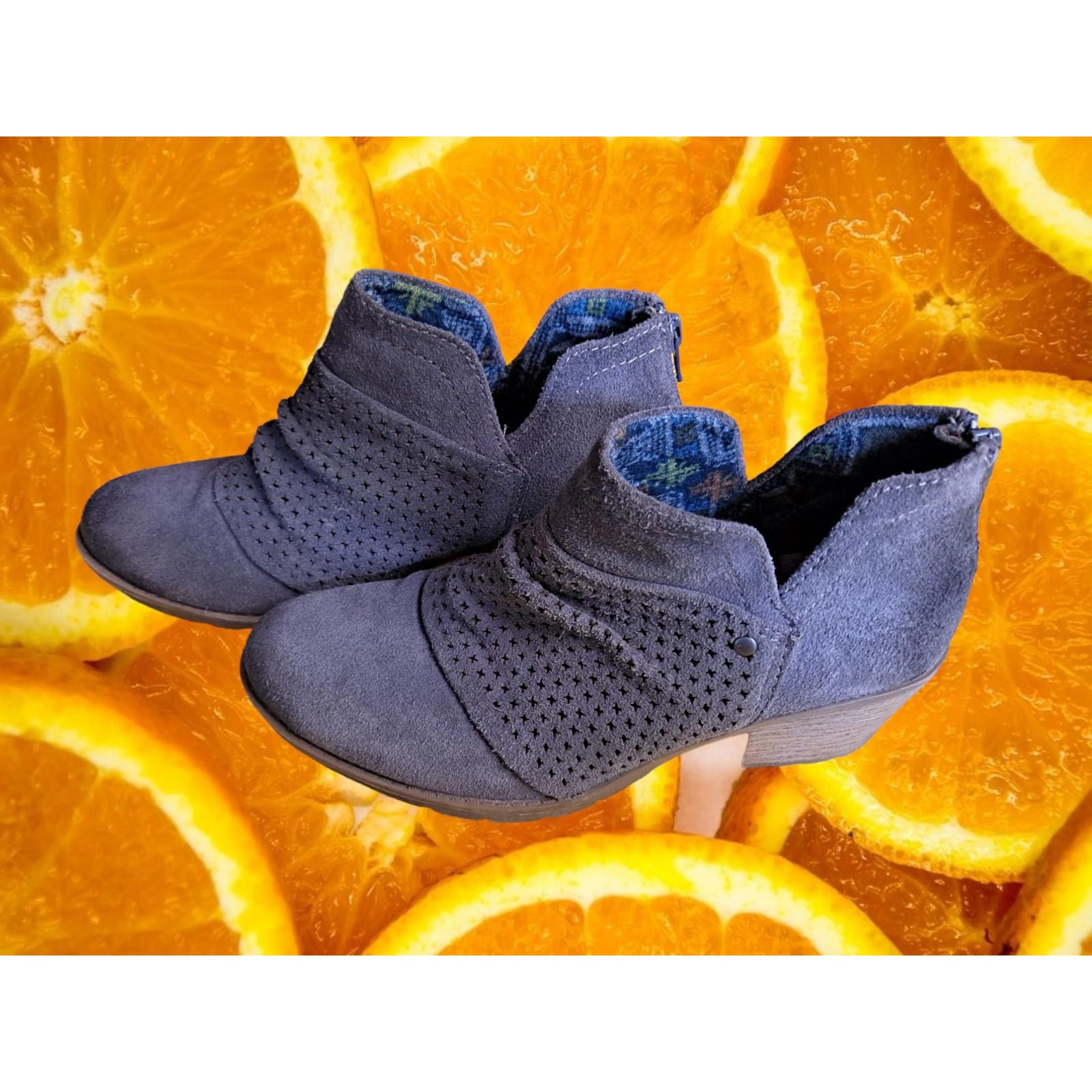 Other Earth Origins Amanda Gray Ankle Boots with 2 Inch Heel Size Size US 7.5 / IT 37.5 - 1 Thumbnail