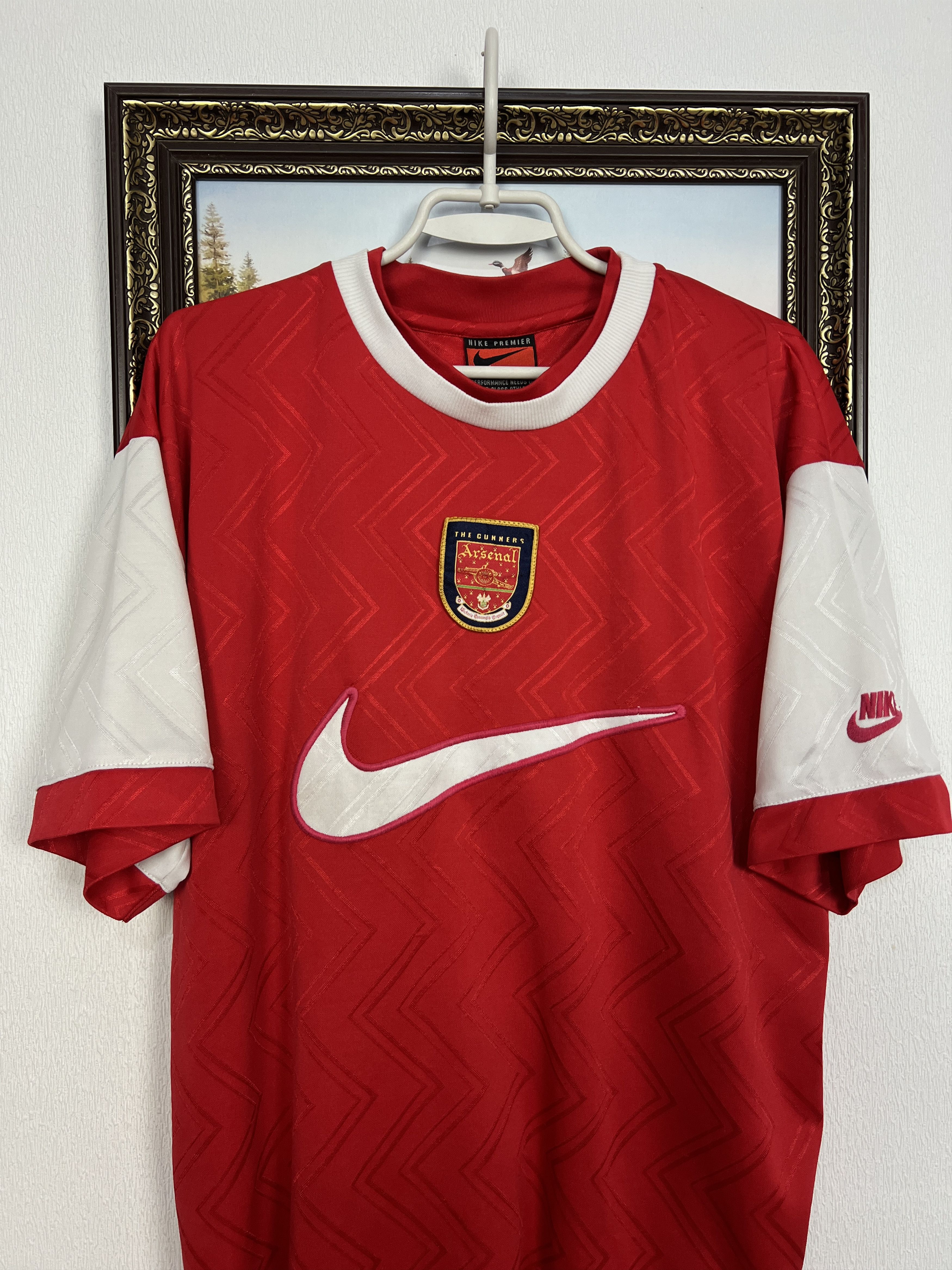 Nike Arsenal Centre Logo Swoosh Football Shirt Soccer Jersey Size US XL / EU 56 / 4 - 2 Thumbnail