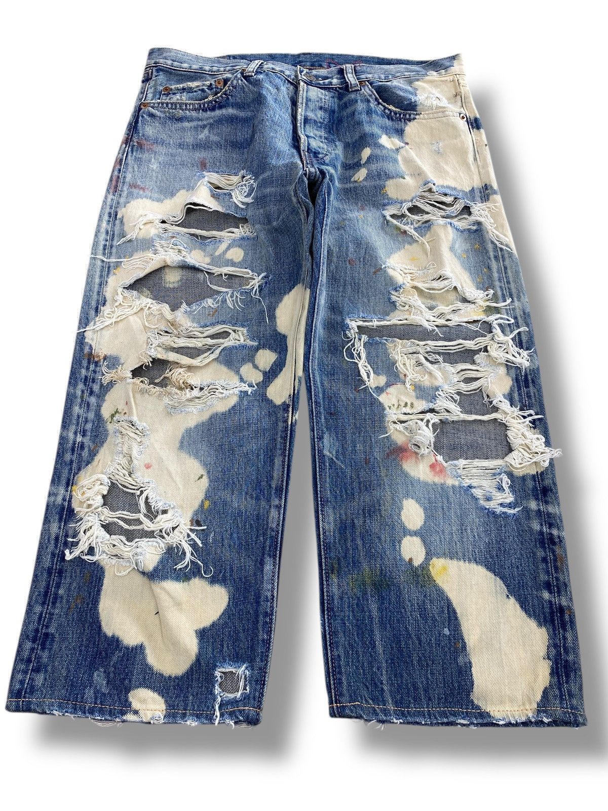 Japanese Brand Japanese Brand Heavy Ripped Artistic Bleach Wash Jeans Size US 32 / EU 48 - 1 Thumbnail