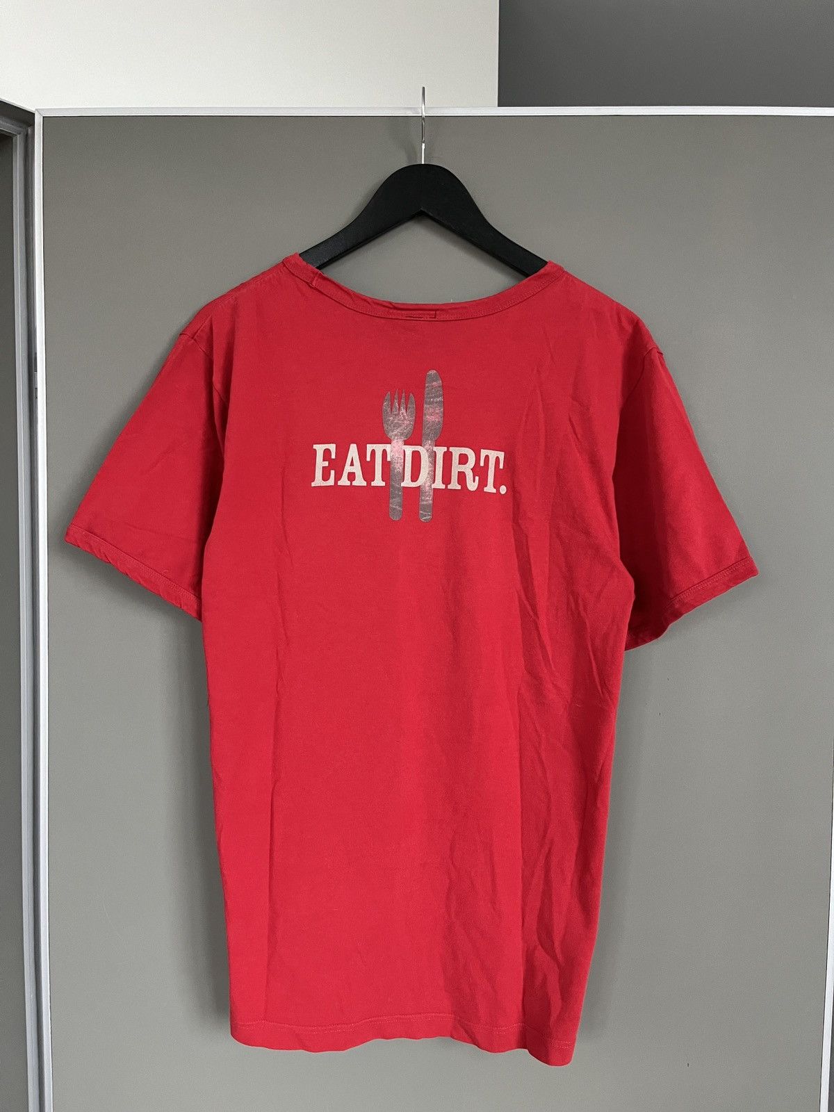 Nike ACG × Vintage Nike ACG Vintage Eat Dirt Red T-shirt Size US M / EU 48-50 / 2 - 1 Thumbnail