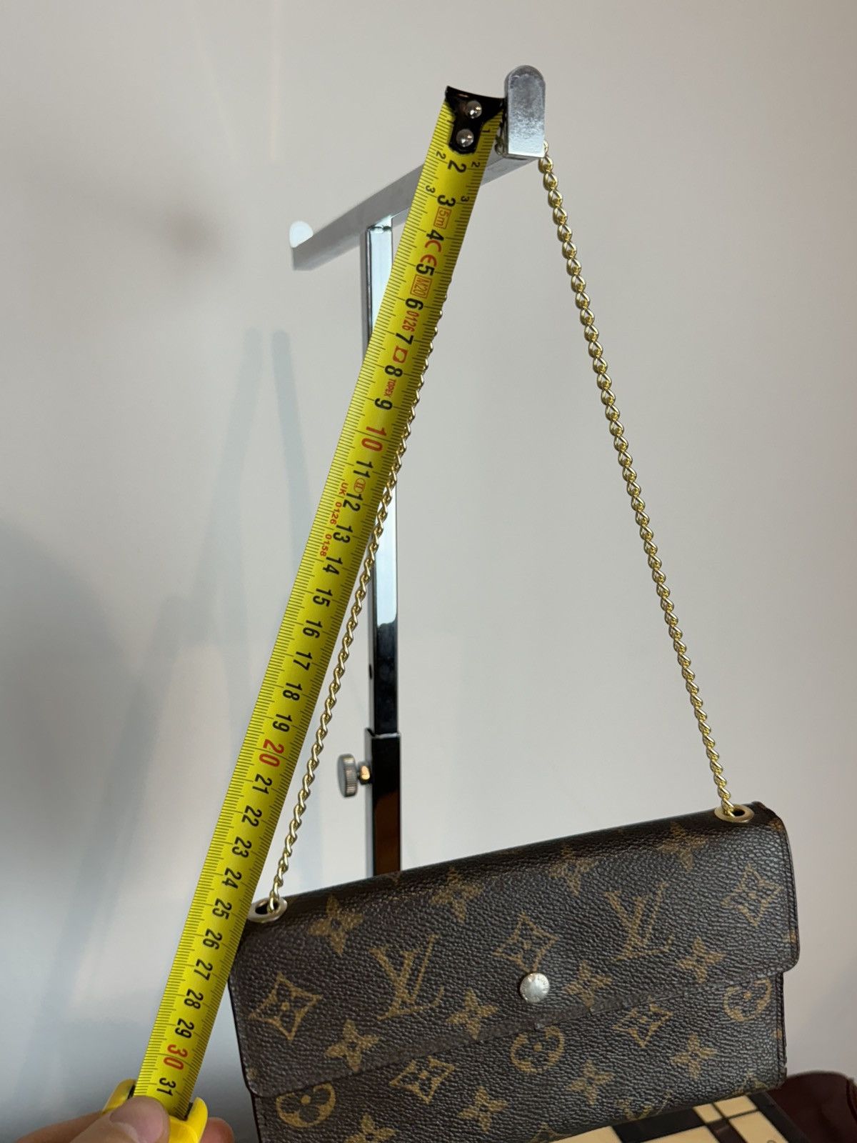 Louis Vuitton Vintage mini leather bag Louis Vuitton LV original item Size ONE SIZE - 6 Thumbnail