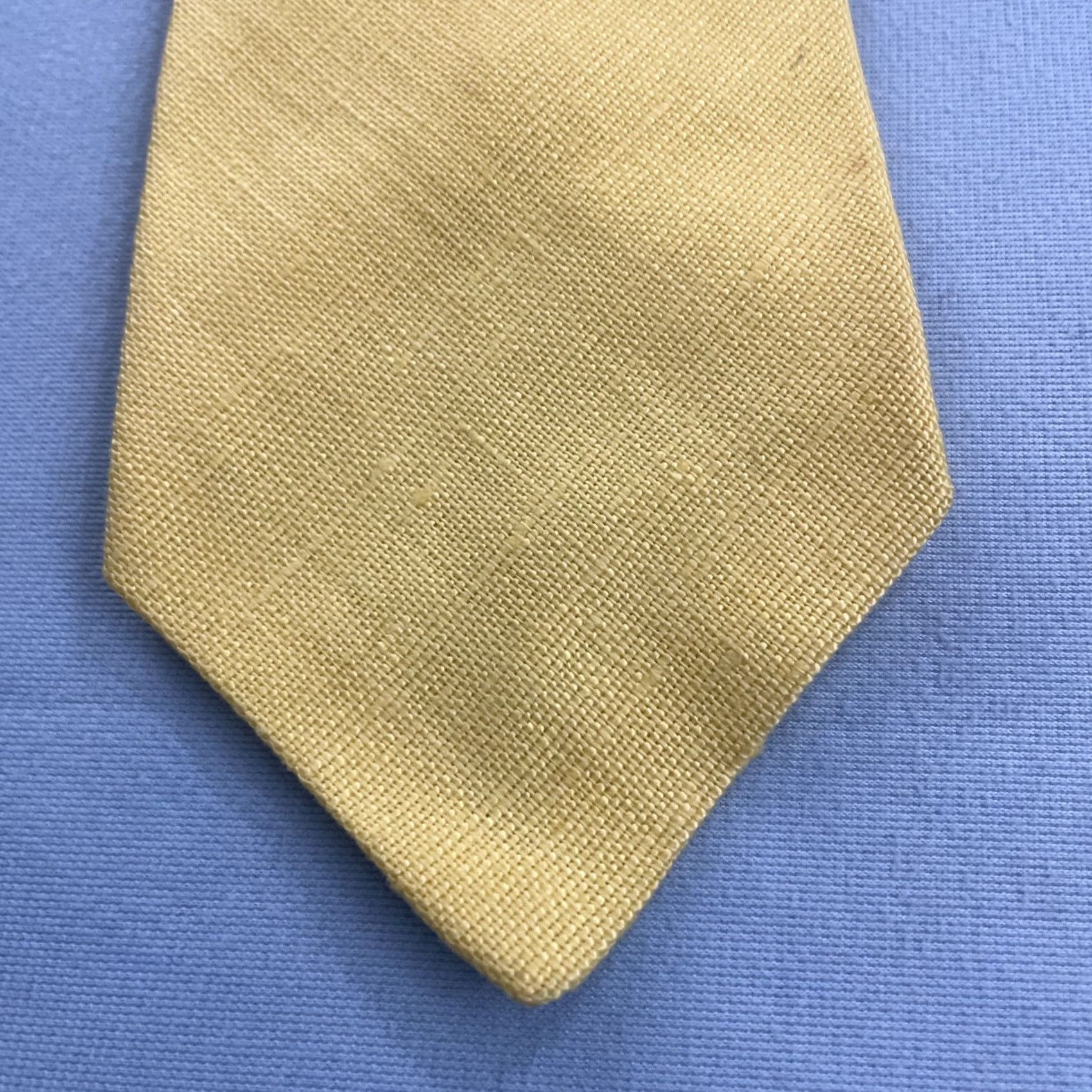 Vintage VINTAGE Rooster Irish Linen Necktie Vtg 70s Woven Tie Textures Solid Yellow 4x56 Capsule Necktie Mens Tie Size ONE SIZE - 2 Thumbnail